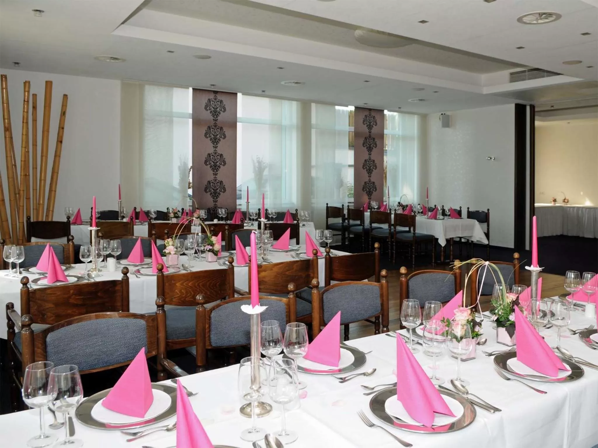 Restaurant/places to eat in Hotel-Restaurant Thomsen