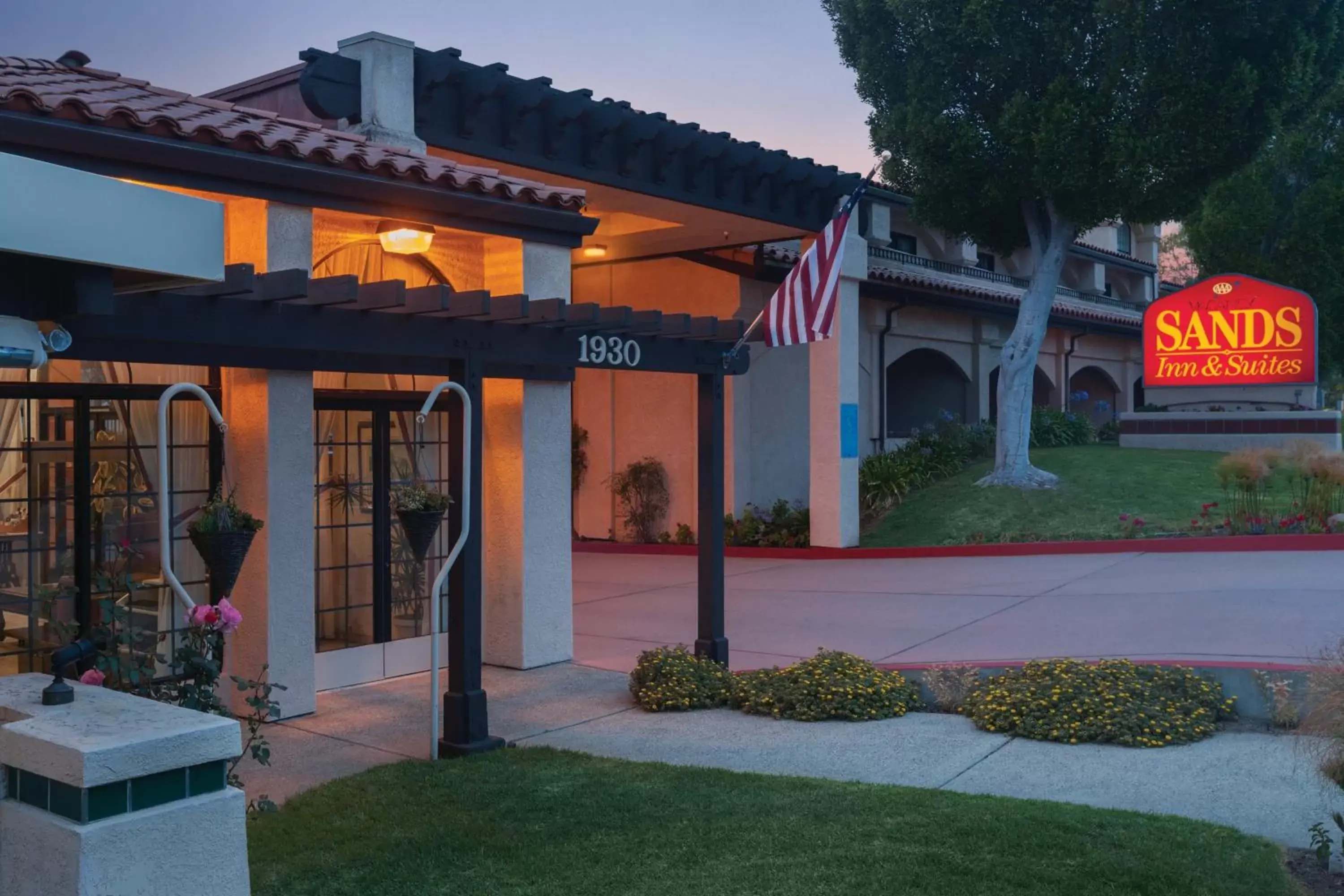 Facade/entrance in Sands Inn & Suites