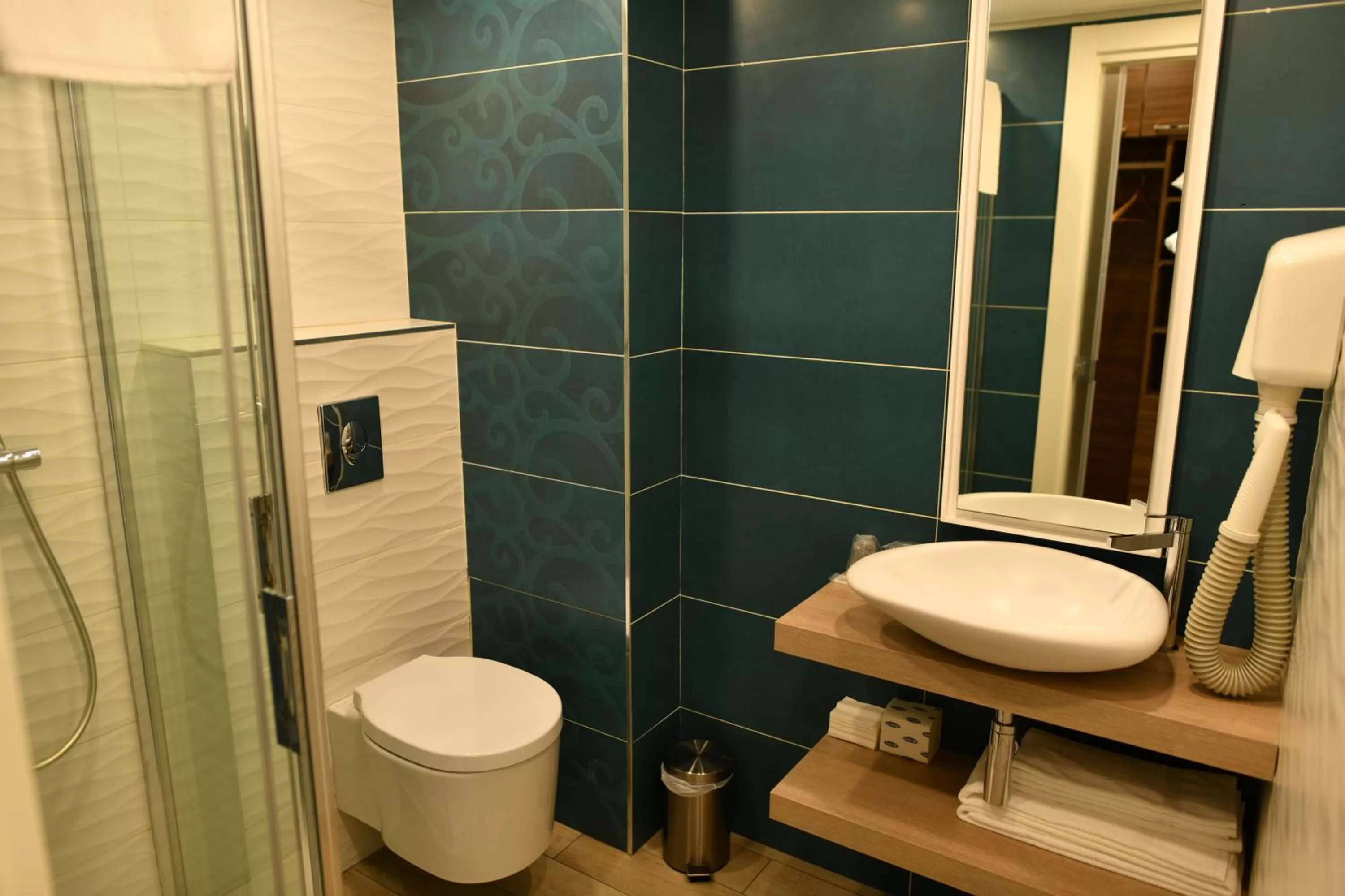 Bathroom in Hôtel Le Claridge