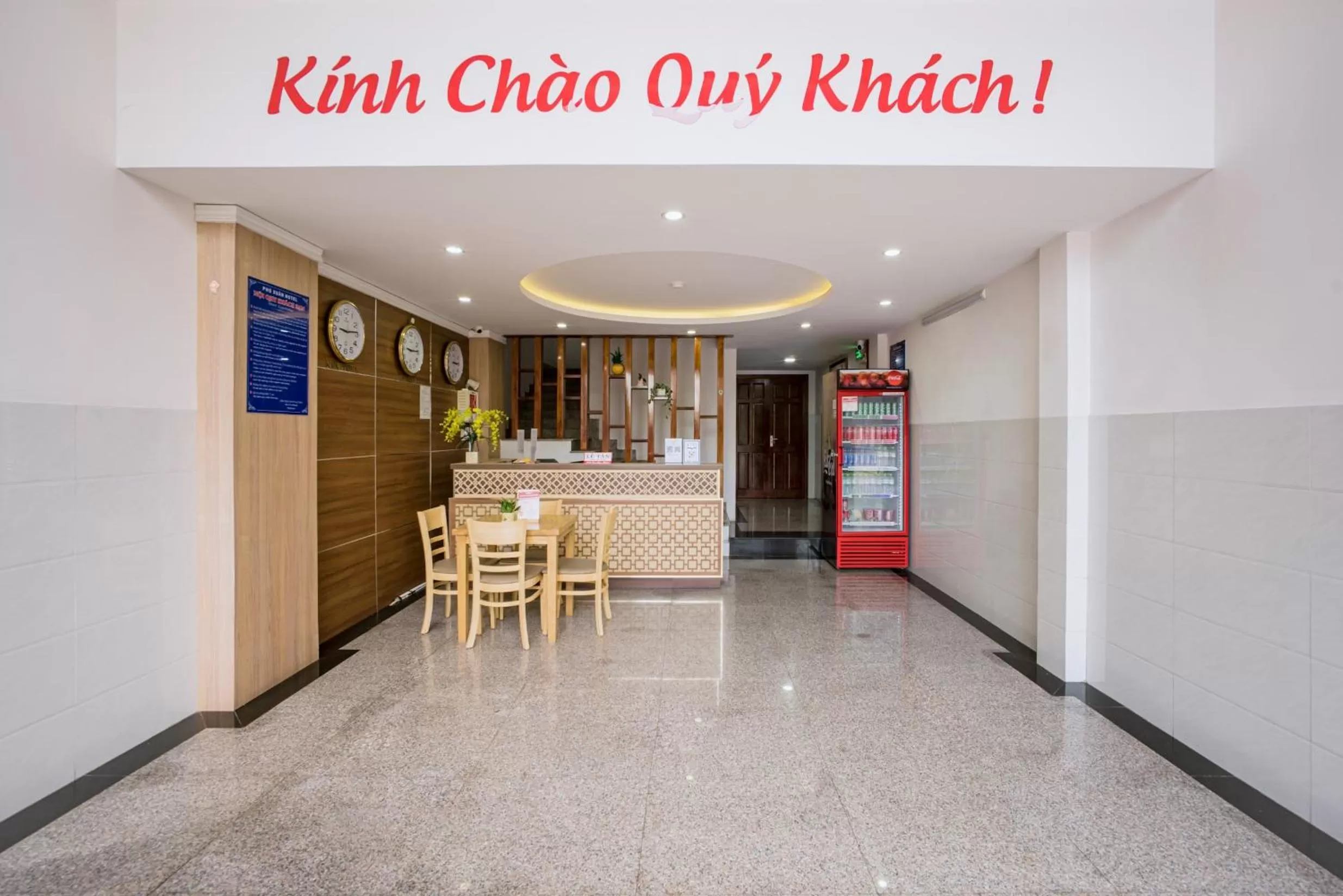 Lobby or reception in Phú Xuân Hotel