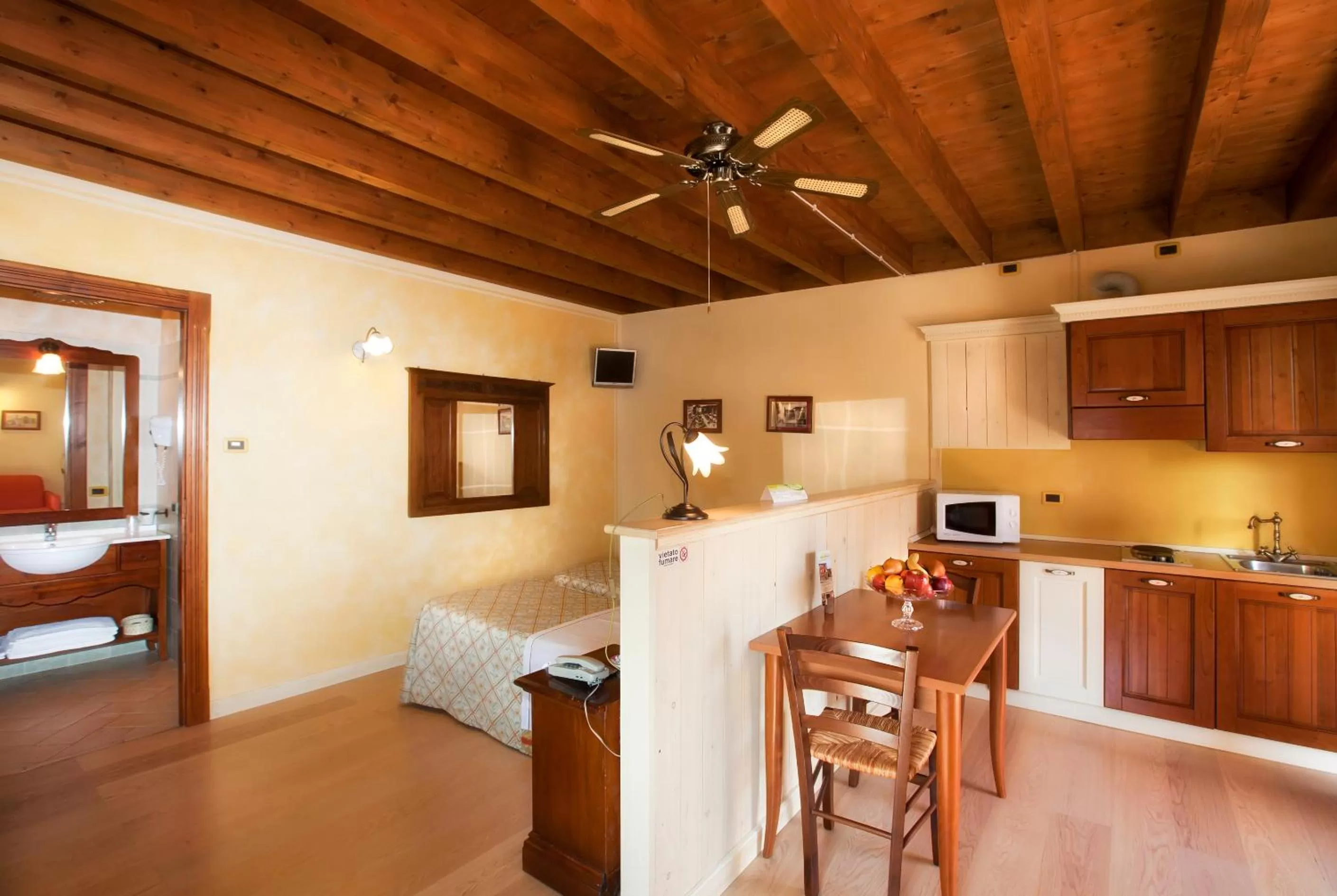 Studio in Luna Residence Hotel