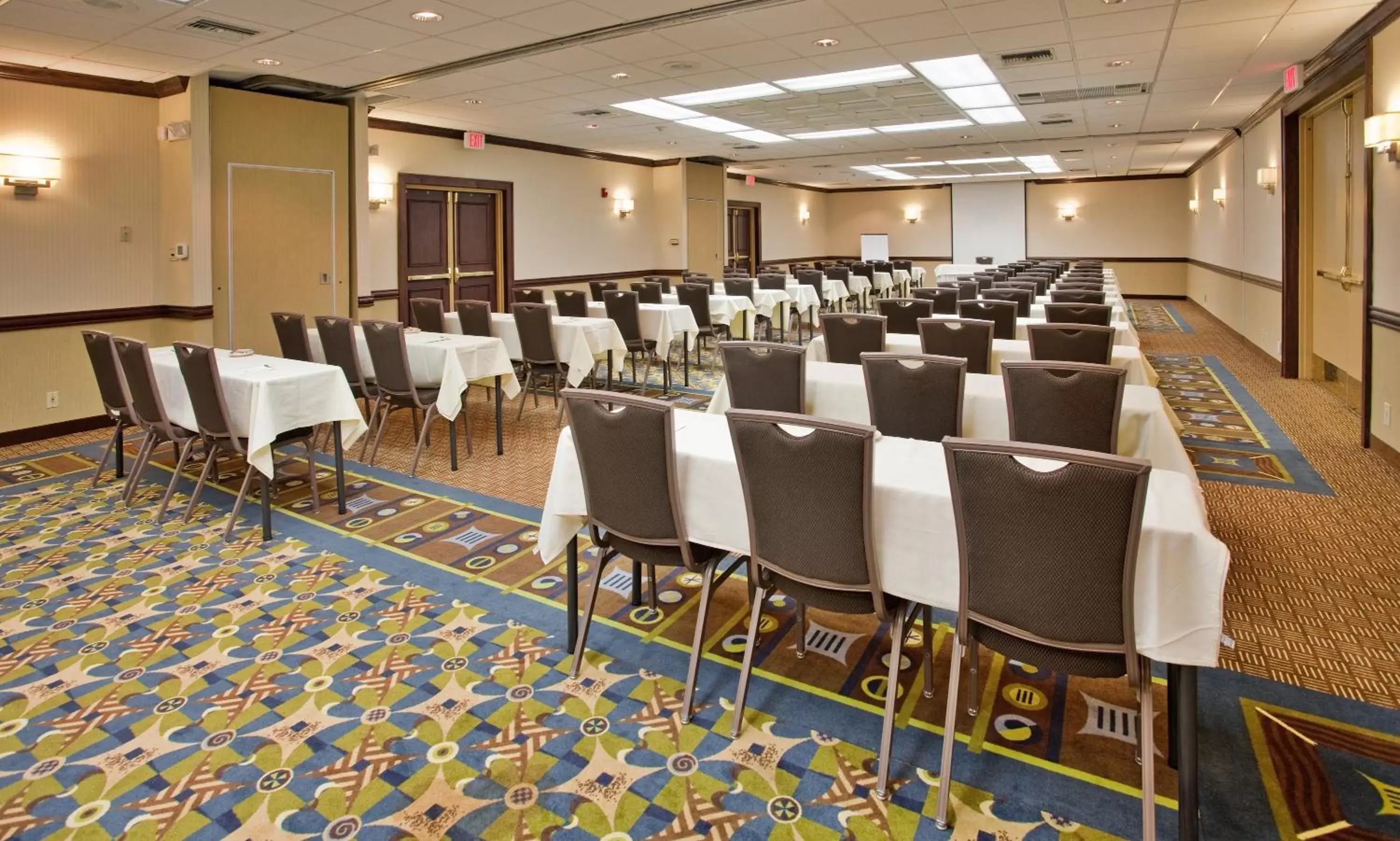Business facilities in Wingate by Wyndham Kansas City