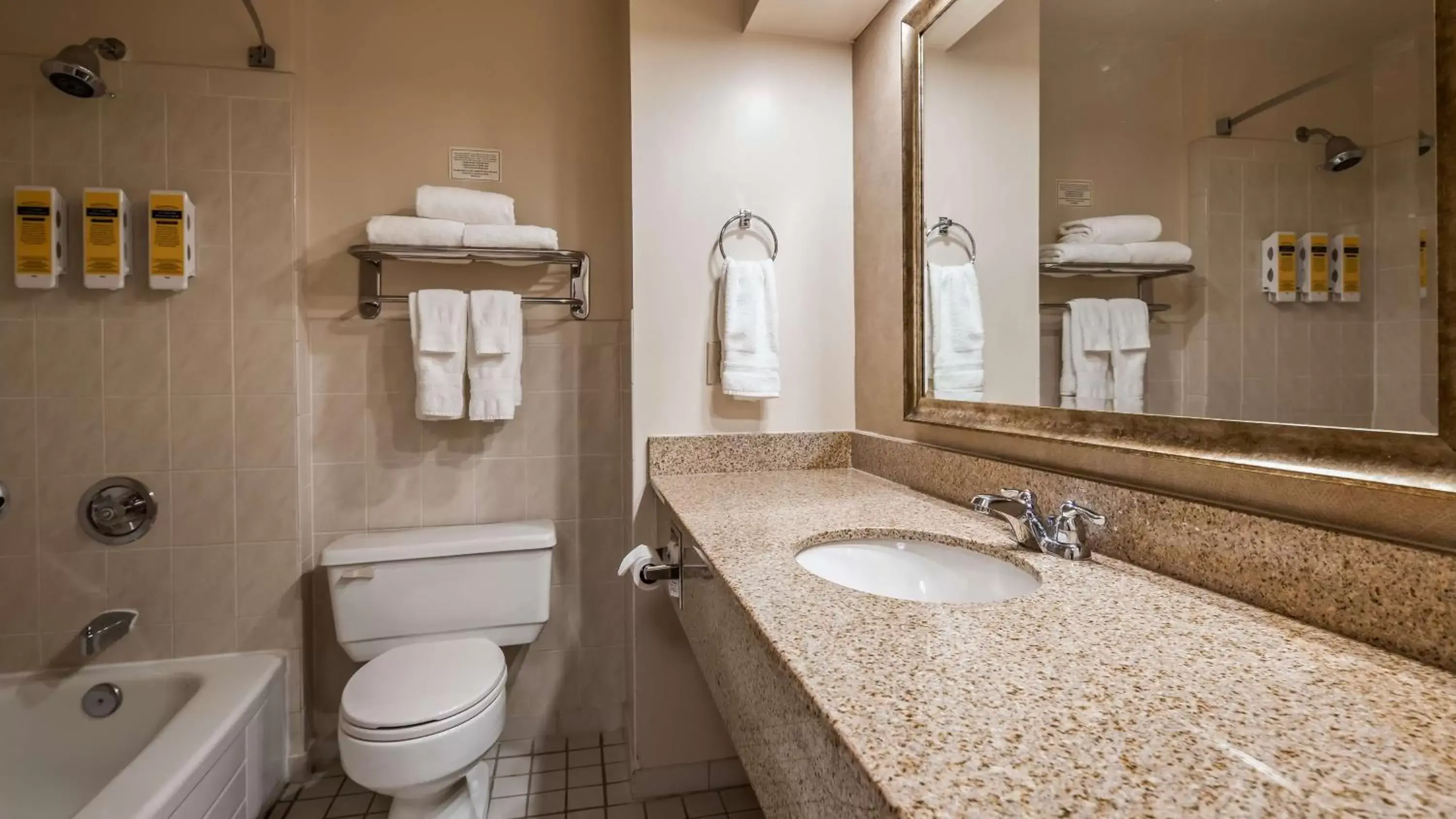 Bathroom in Best Western Plus Cairn Croft Hotel