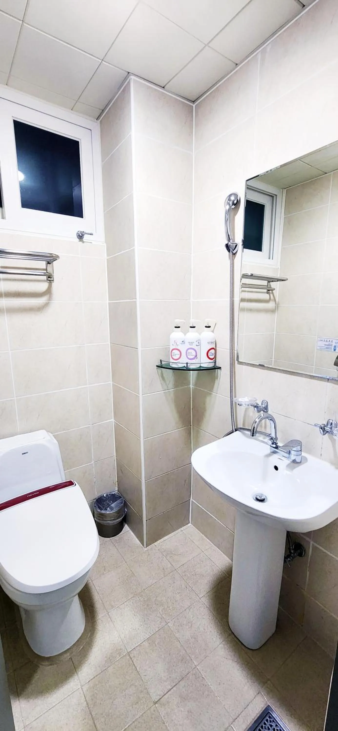 Toilet in K-Grand Hostel Dongdaemun