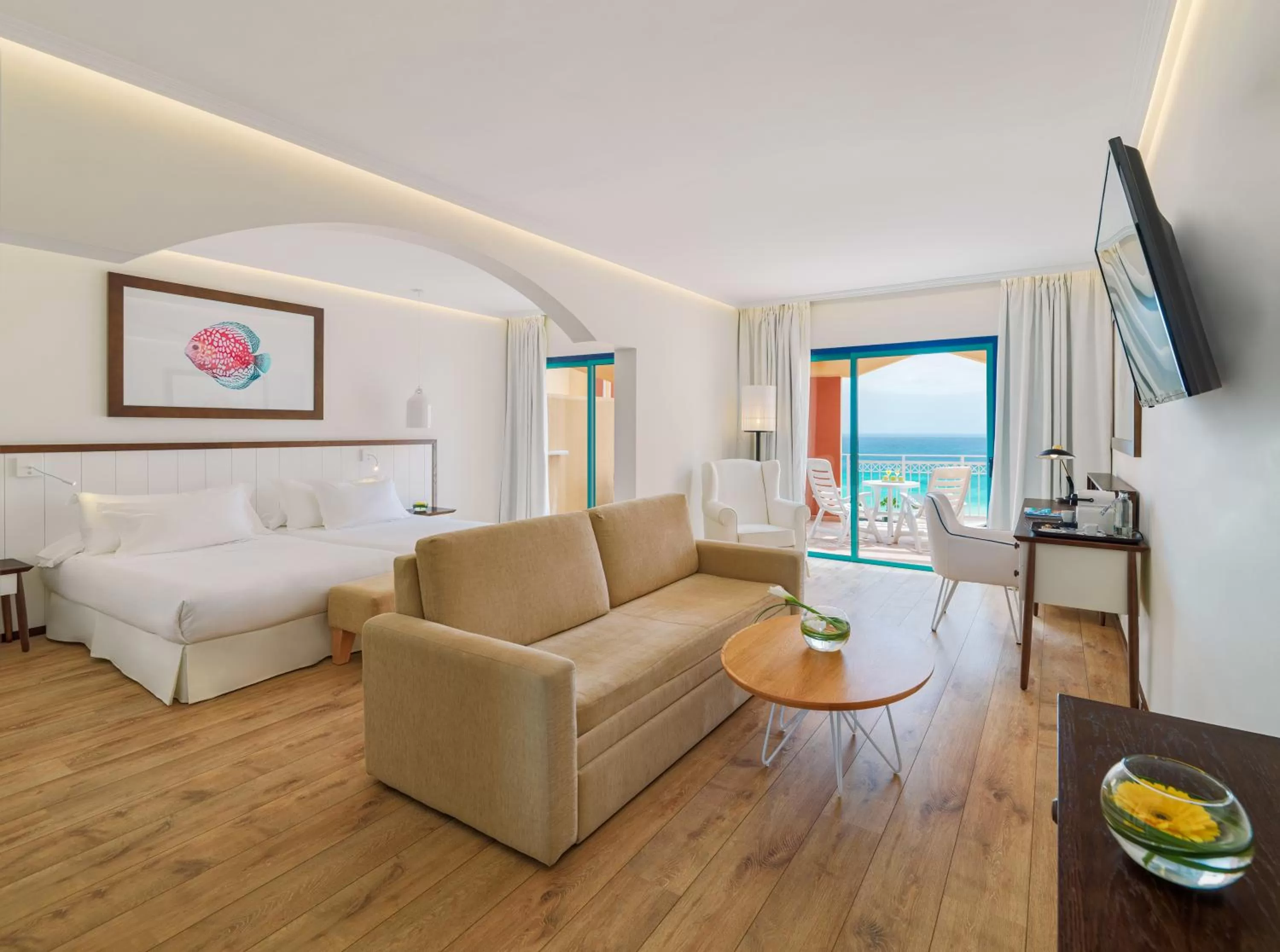 Photo of the whole room in H10 Playa Esmeralda - Adults Only