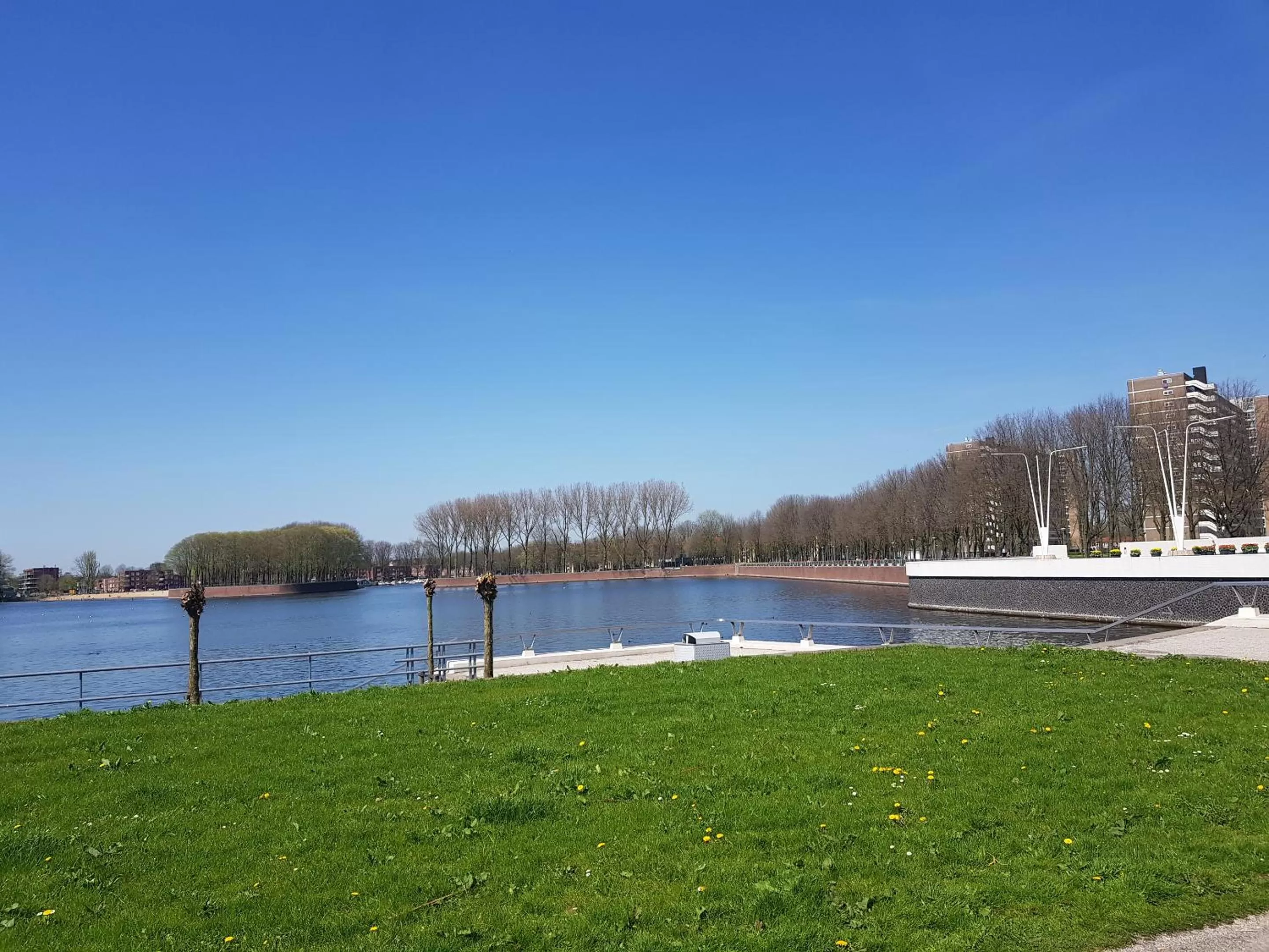 Area and facilities in Mi BnB Amsterdam