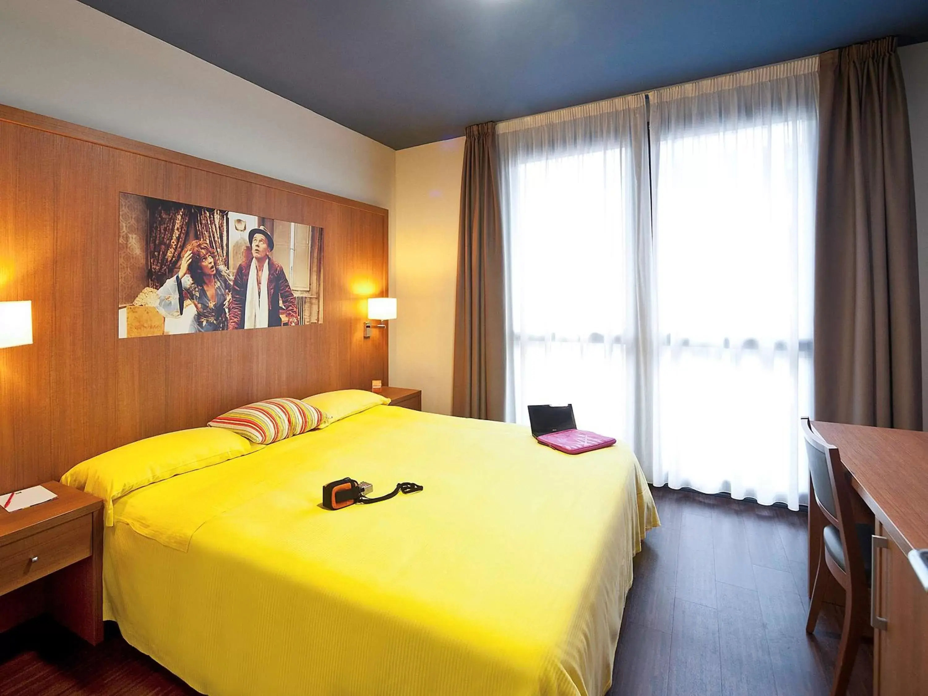 Photo of the whole room, Bed in Ibis Styles Parma Toscanini