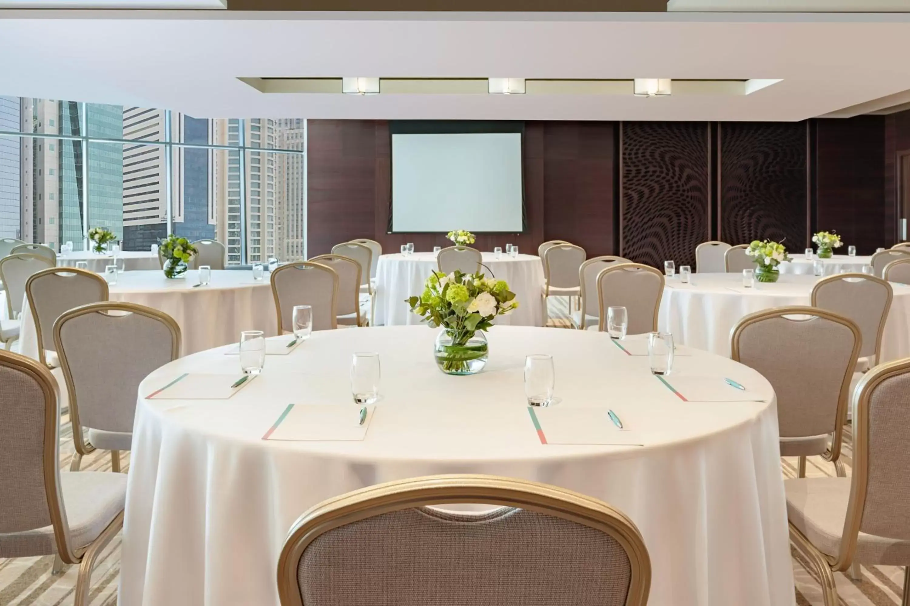 Meeting/conference room in Le Méridien City Center Doha