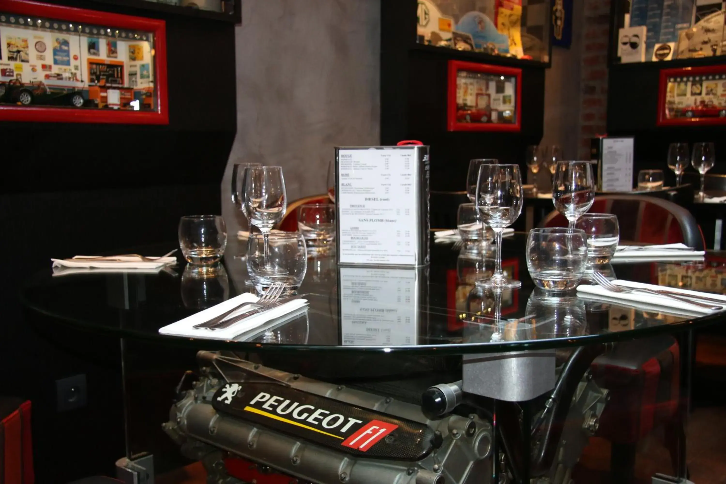 Restaurant/places to eat in Acropole Restaurant/places to eat in Acropole