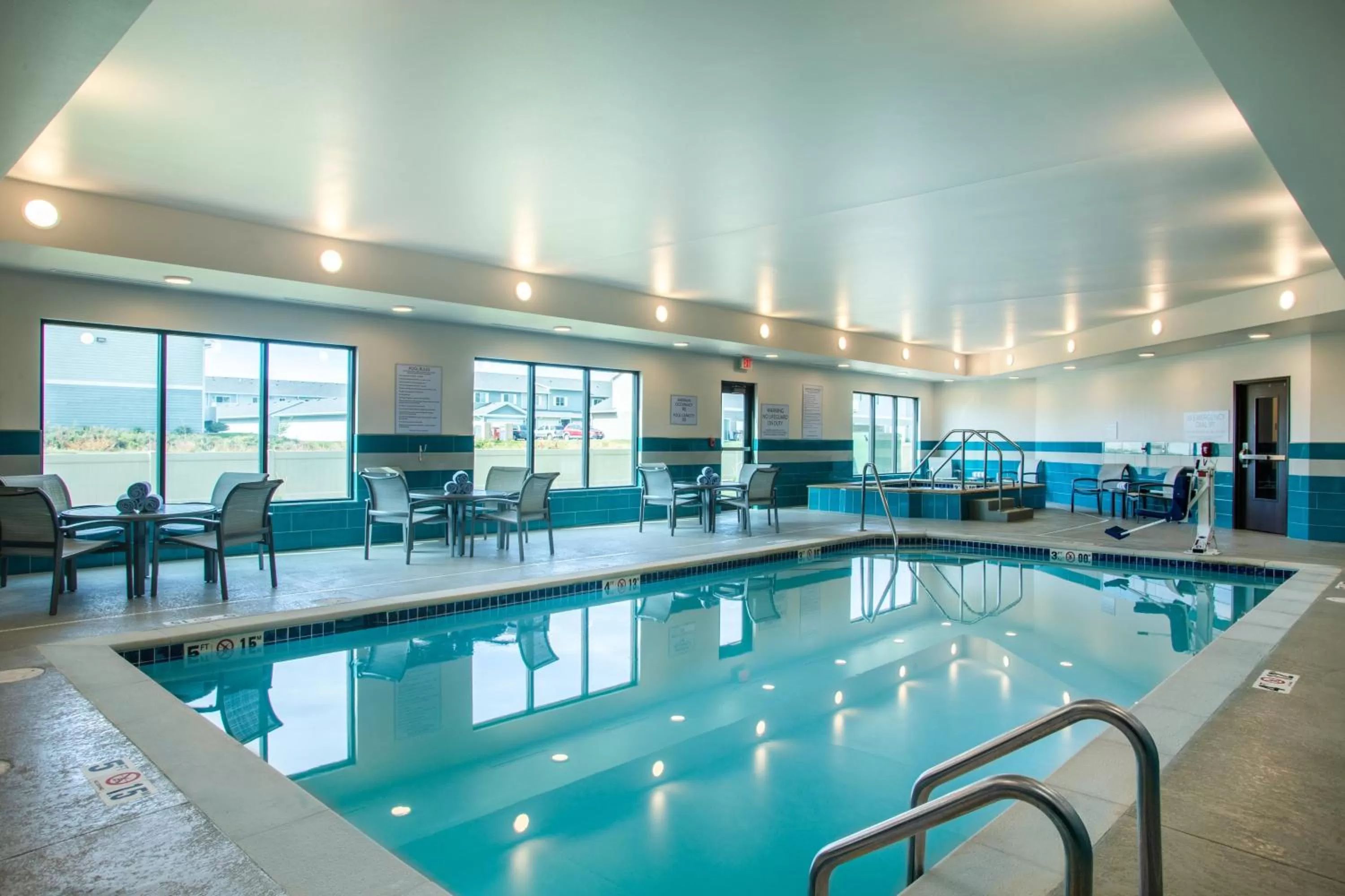 Swimming pool in Staybridge Suites - Sioux Falls Southwest by IHG