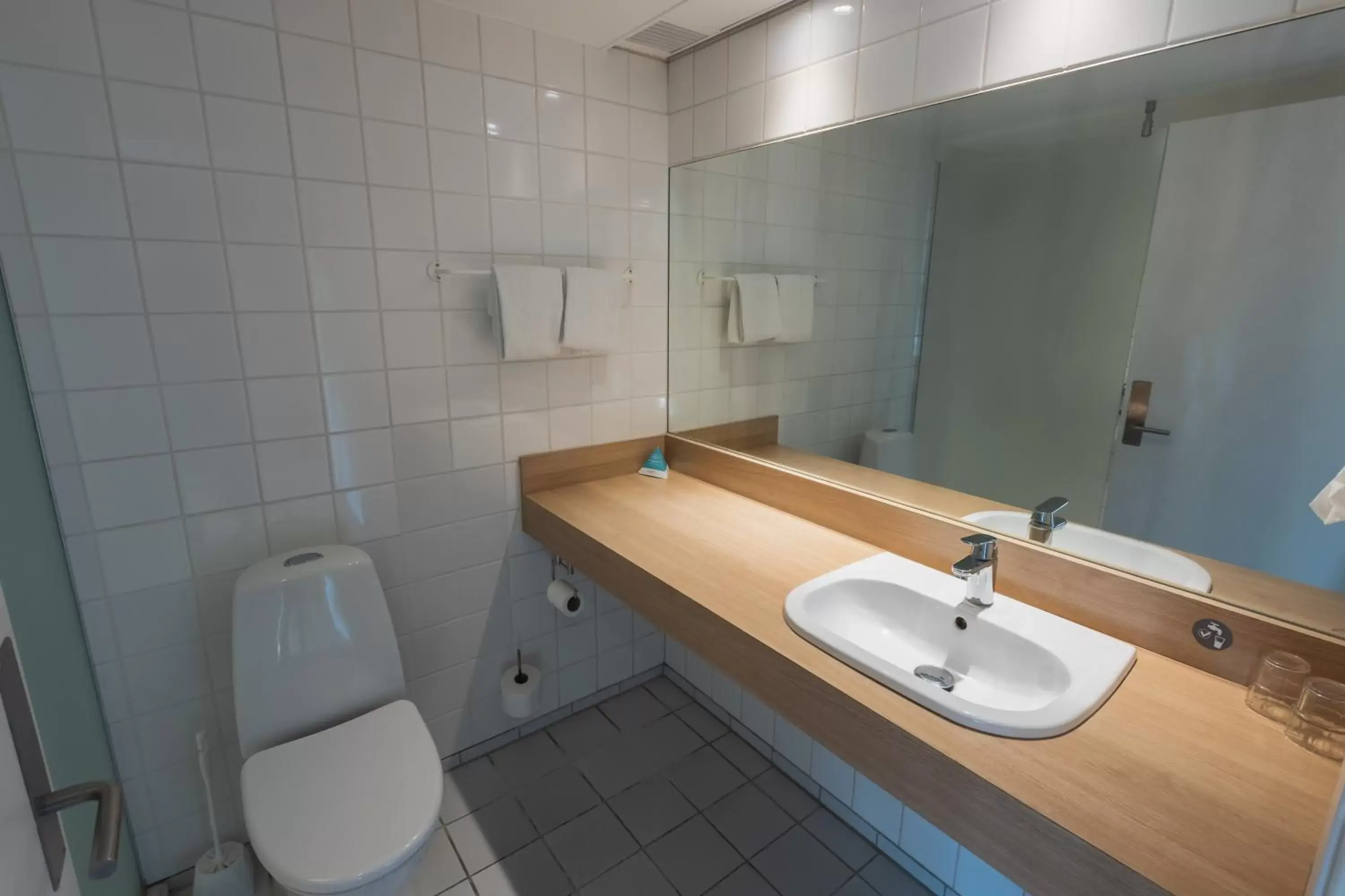 Bathroom in Hotel Sonderborg Strand; Sure Hotel Collection by Best Western