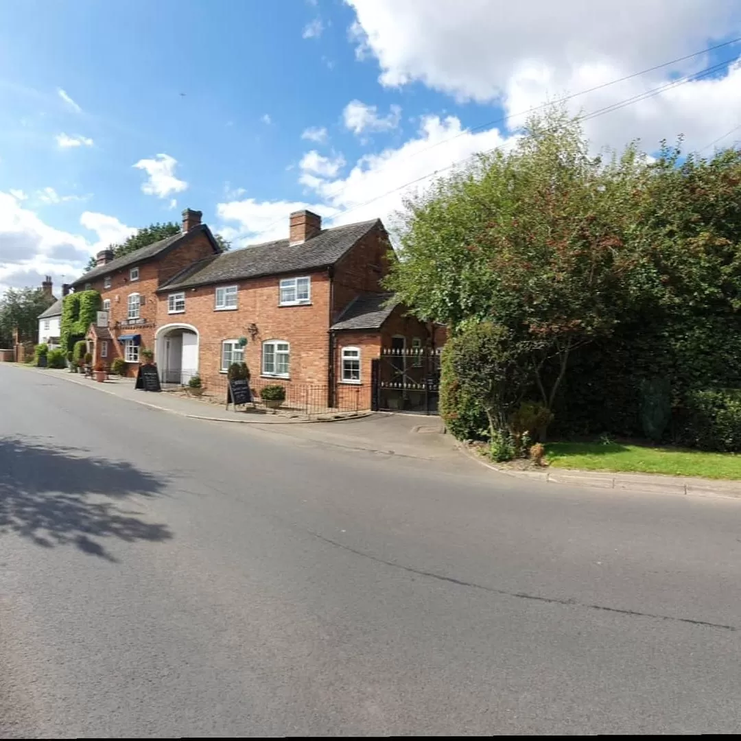 Property building in The Royal Arms Bed & Breakfast
