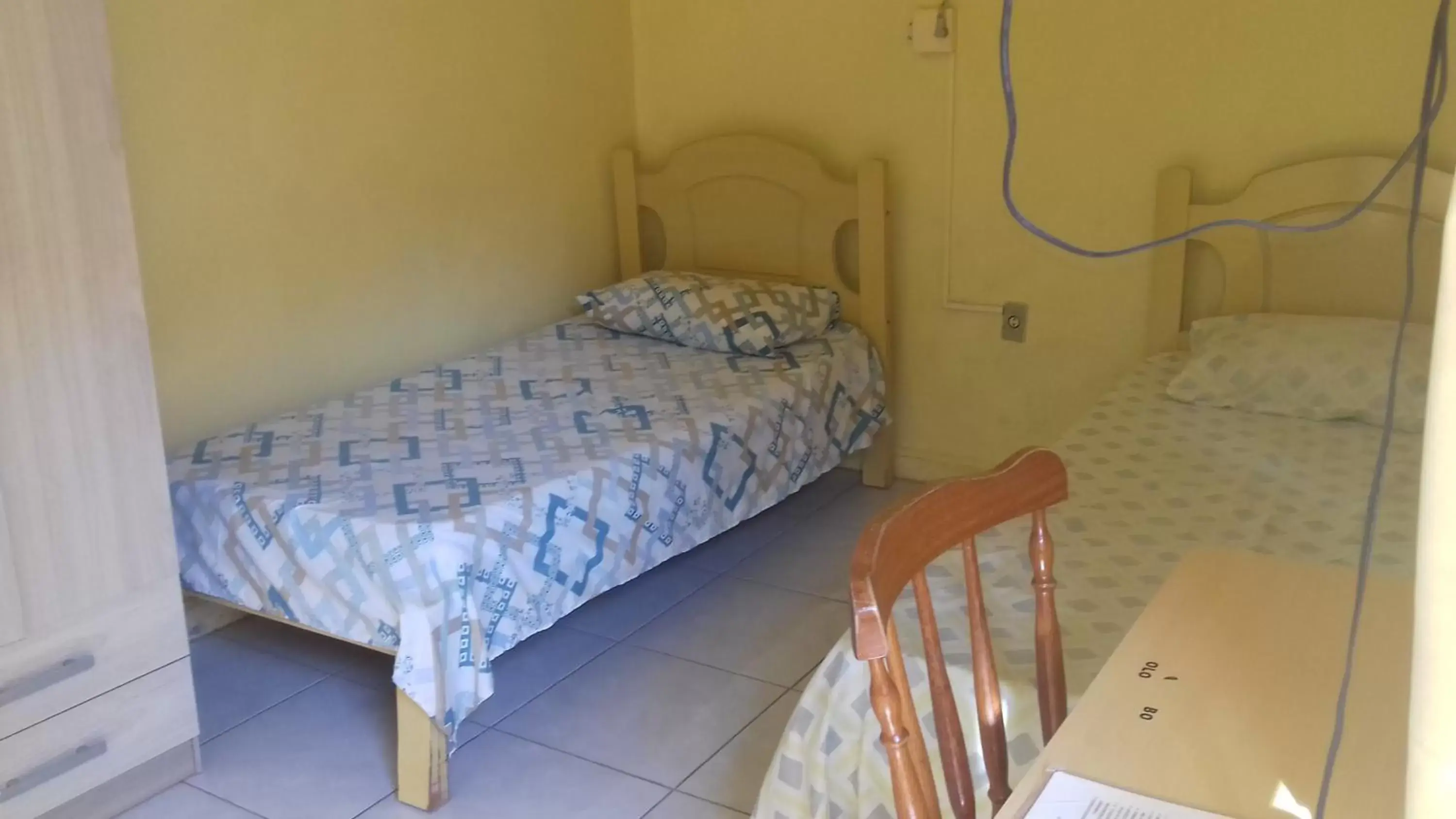 Budget Twin Room in Guilet Hotel Budget Twin Room in Guilet Hotel