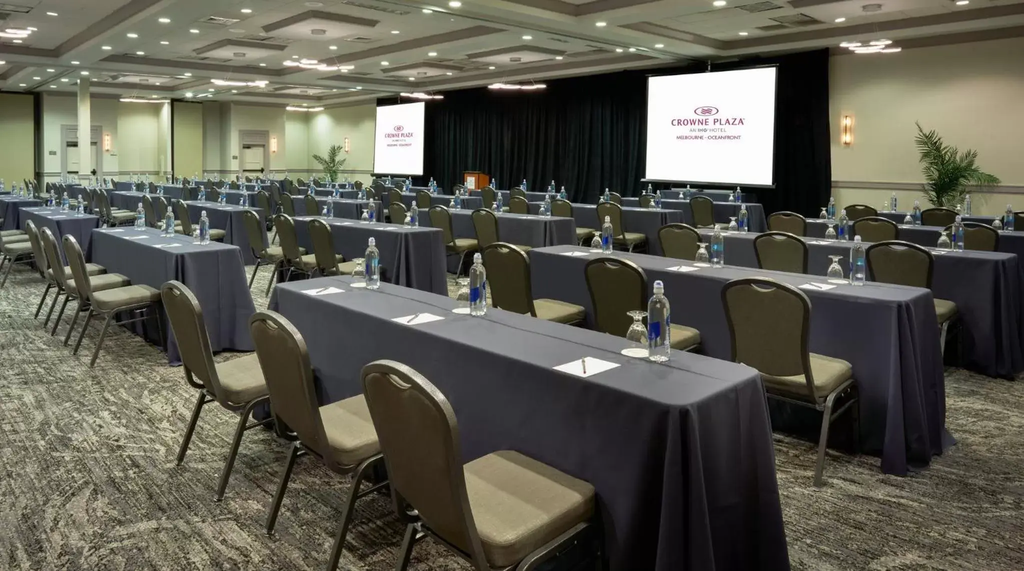 Meeting/conference room in Crowne Plaza Melbourne-Oceanfront, an IHG Hotel
