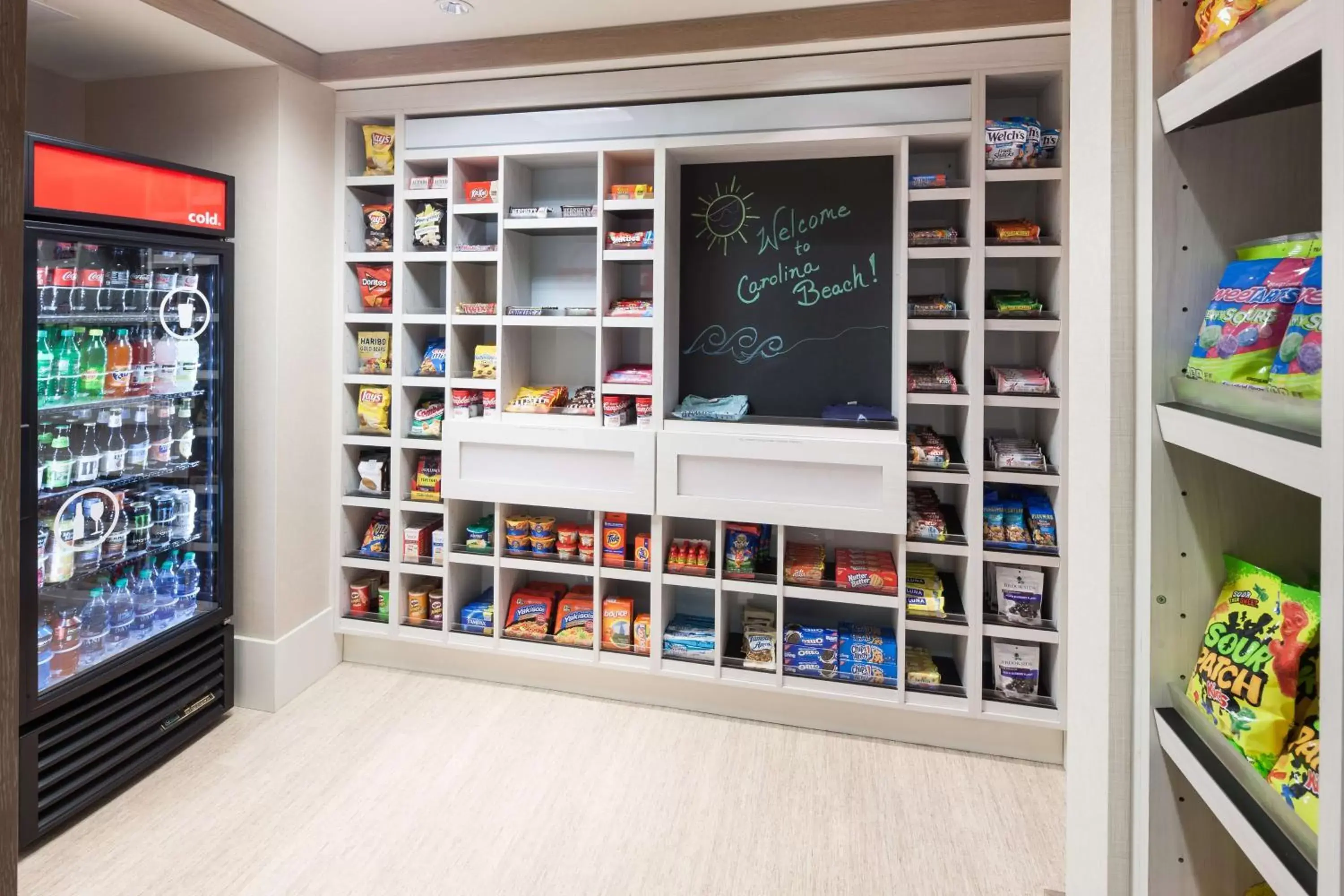 Restaurant/places to eat in Hampton Inn & Suites by Hilton Carolina Beach Oceanfront Restaurant/places to eat in Hampton Inn & Suites by Hilton Carolina Beach Oceanfront