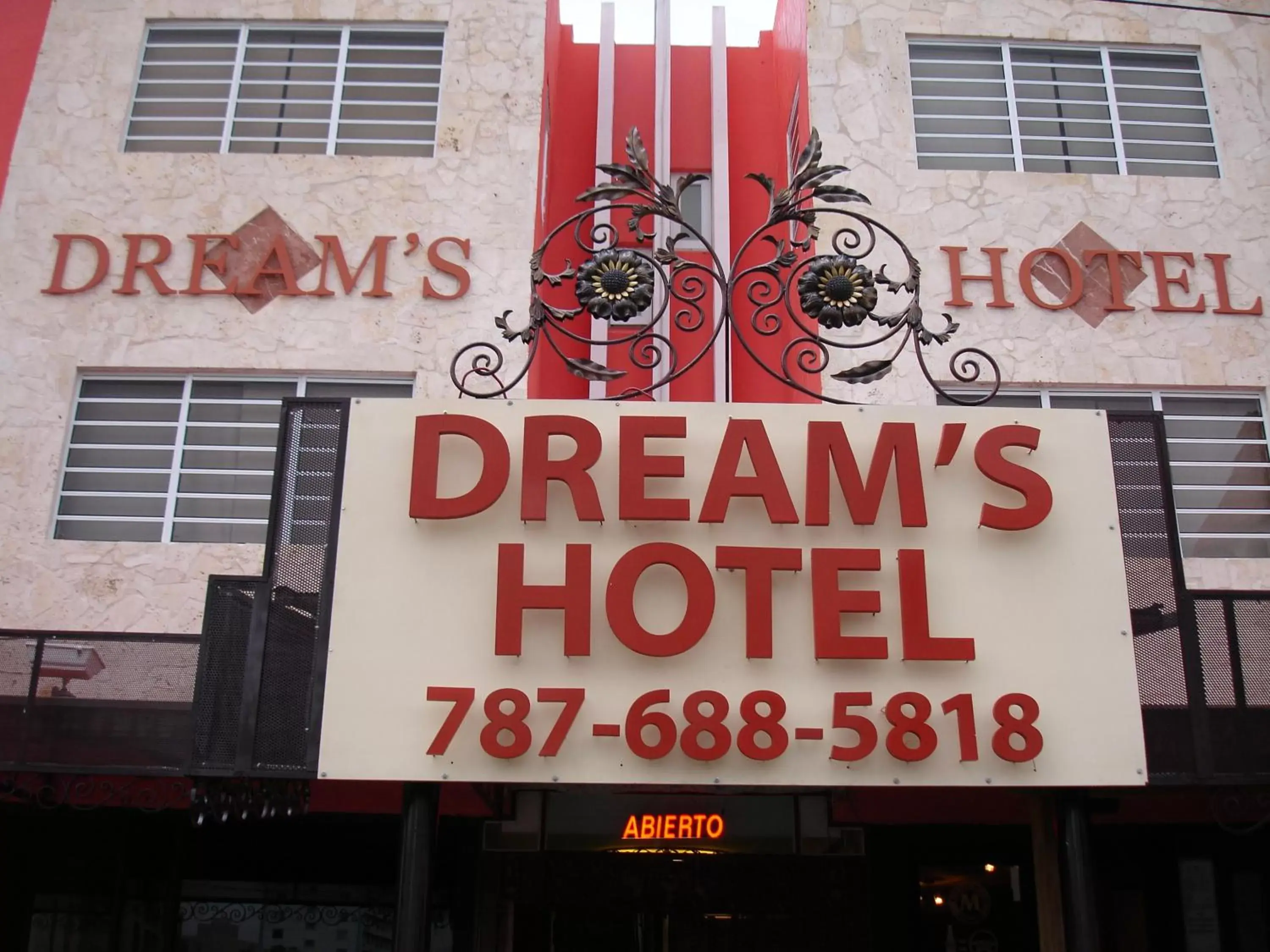 Facade/entrance, Property Logo/Sign in Dreams Hotel Puerto Rico