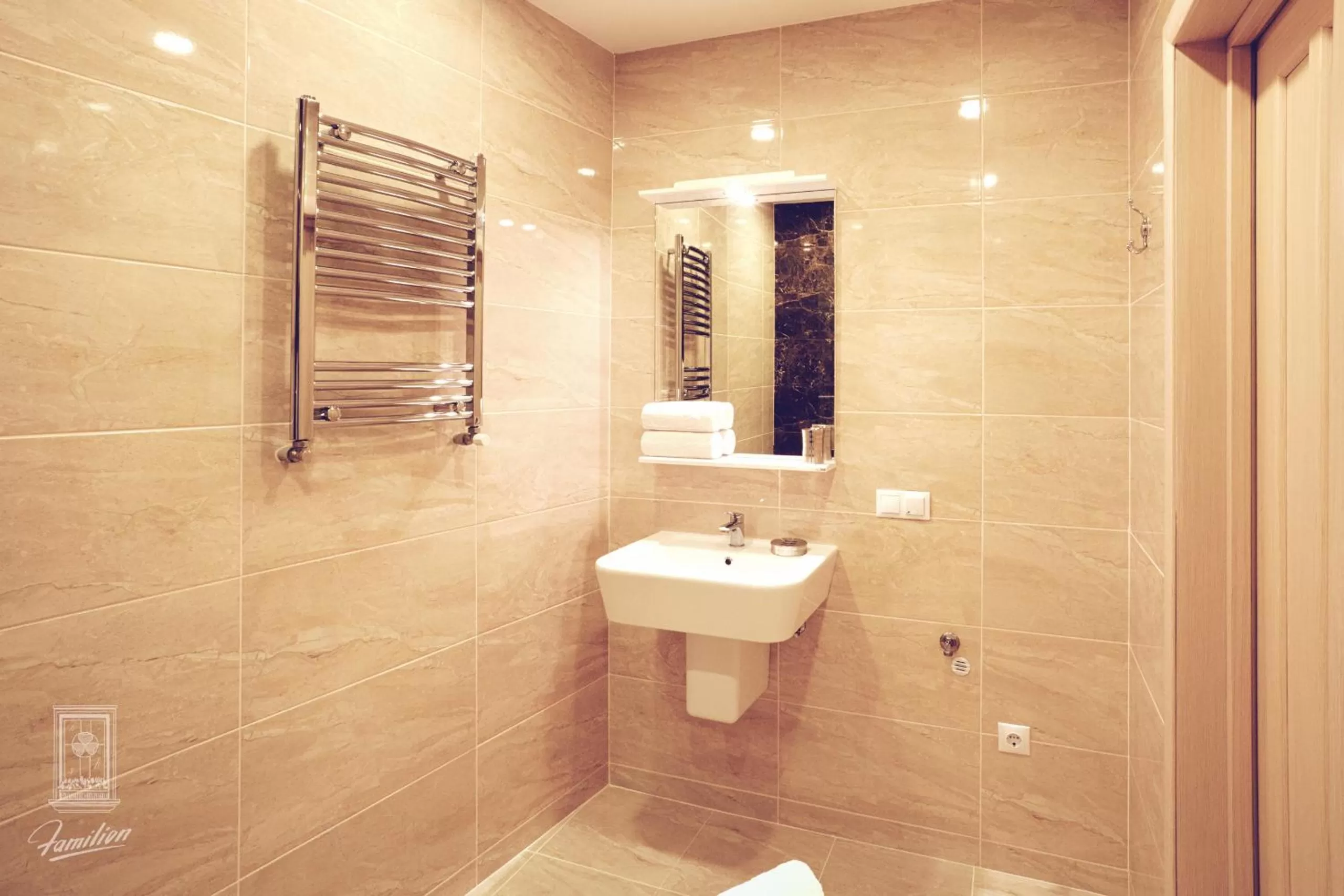 Bathroom in Familion ApartHotel