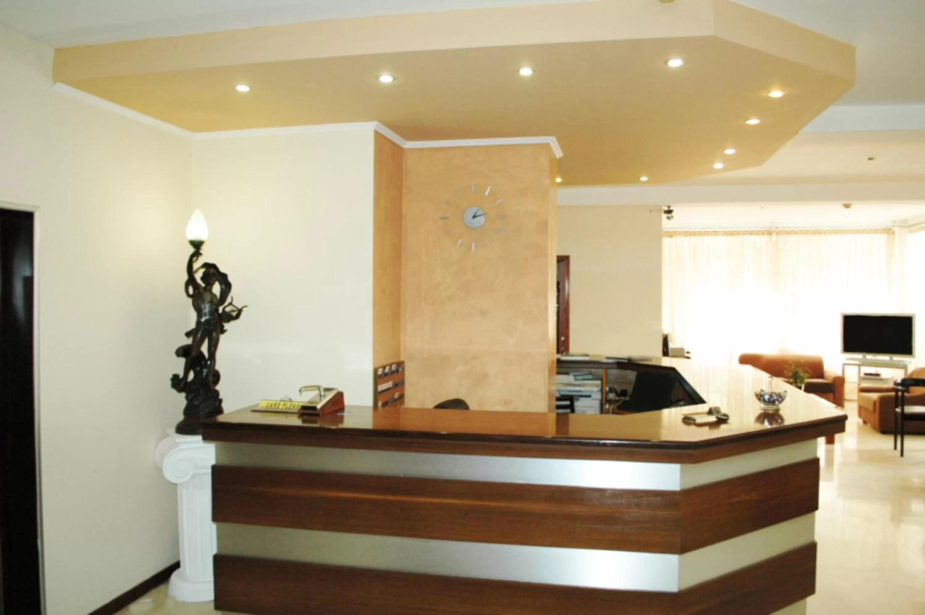 Lobby or reception in Omiros Hotel