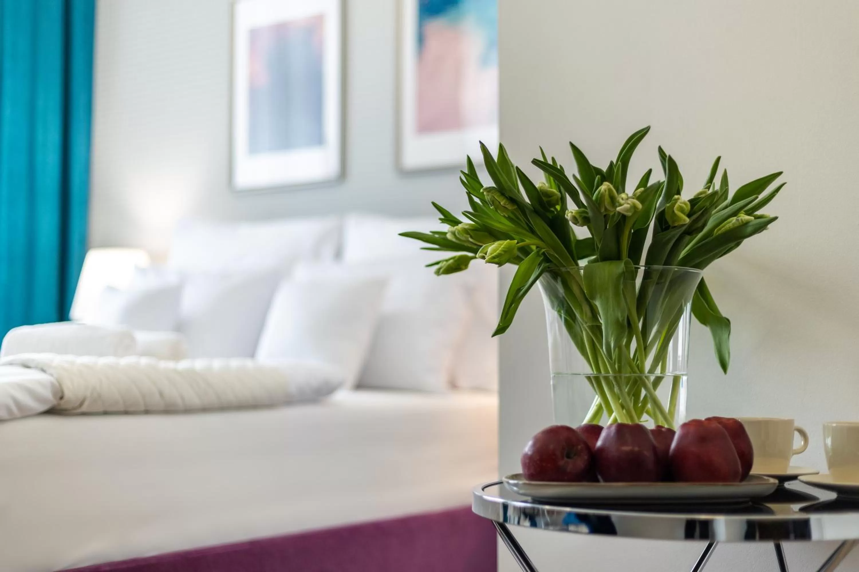 Bed in Hotel Sofia by The Railway Station Wroclaw