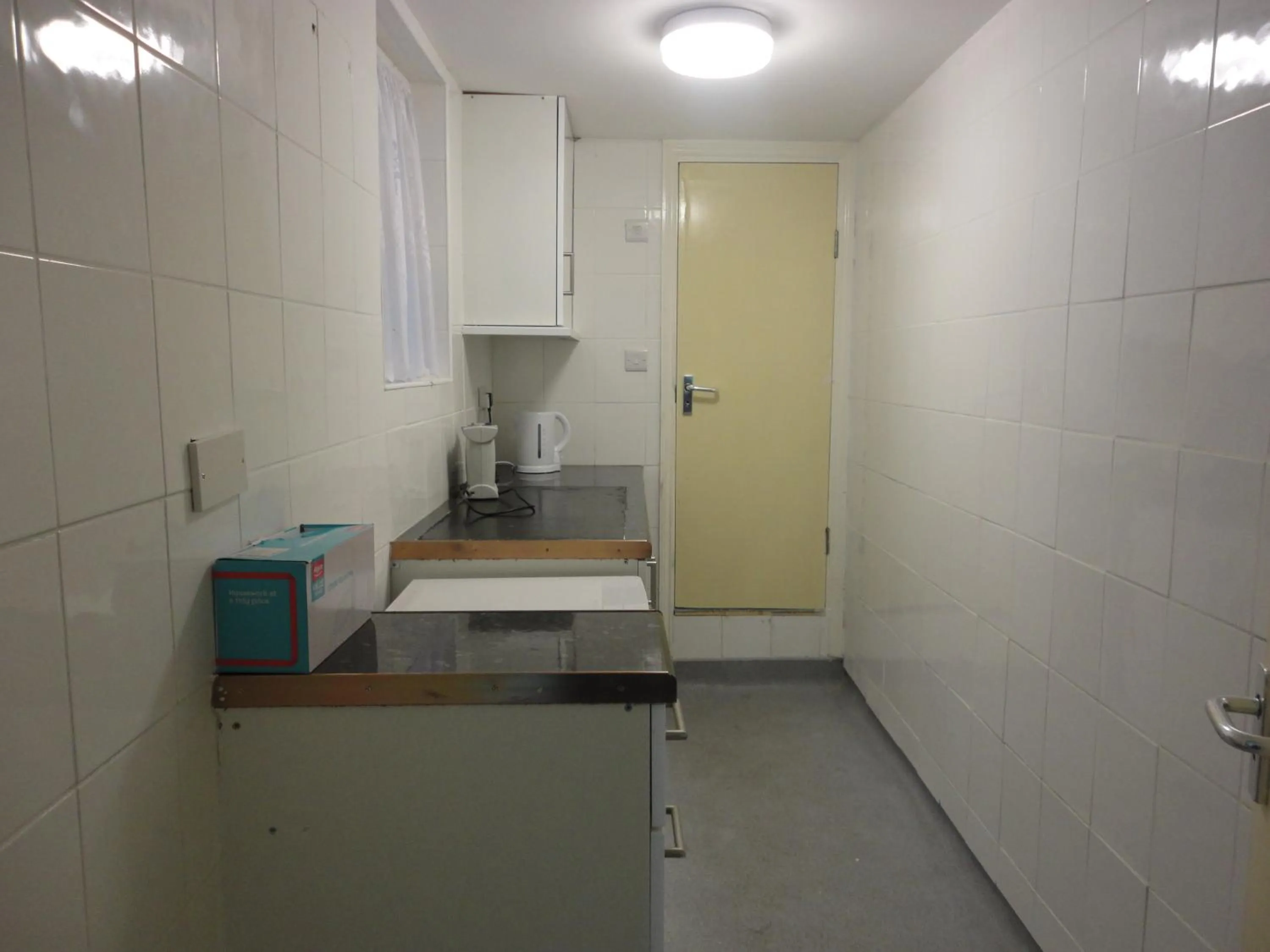 Kitchen or kitchenette in City View Hotel - Roman Road Market