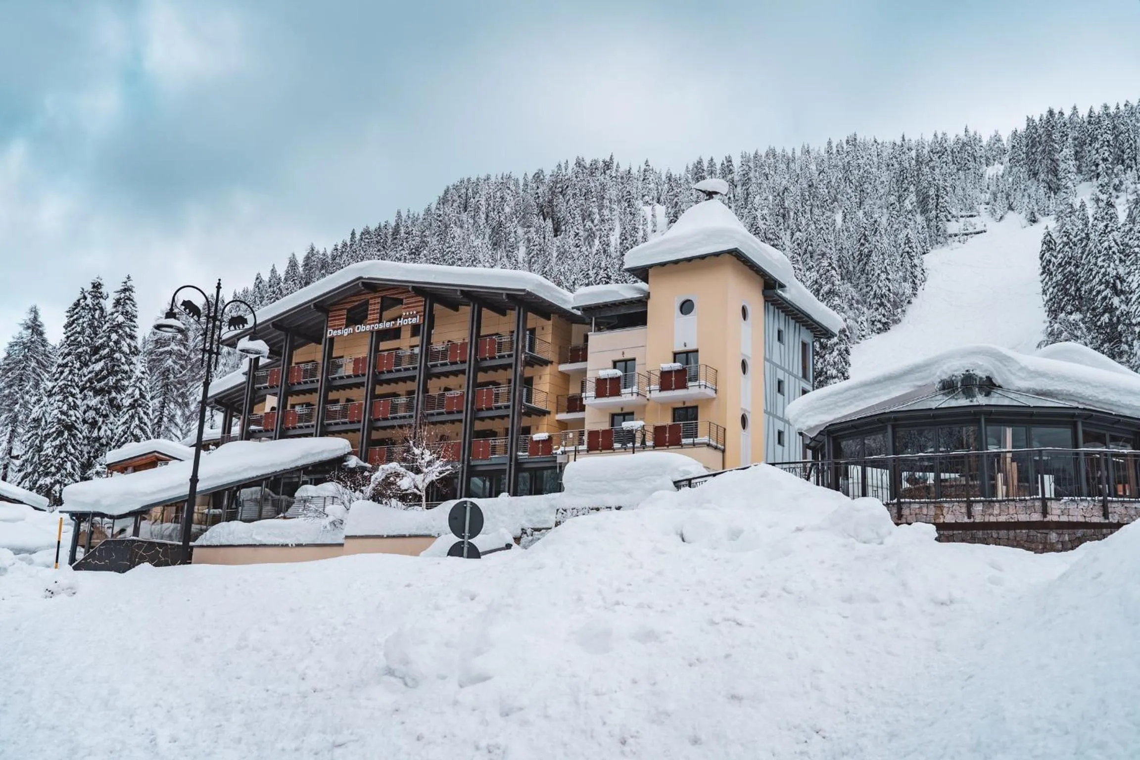 Property building in Design Oberosler Hotel