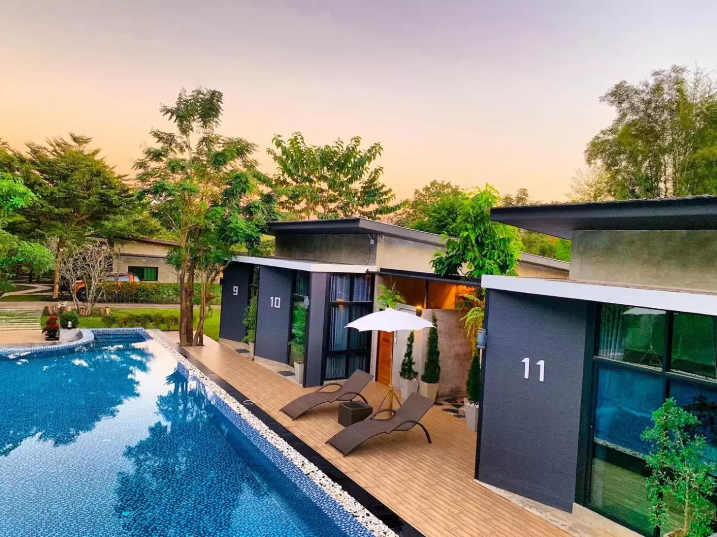 Pool view, Swimming Pool in Baan Suan Leelawadee Resort Nan