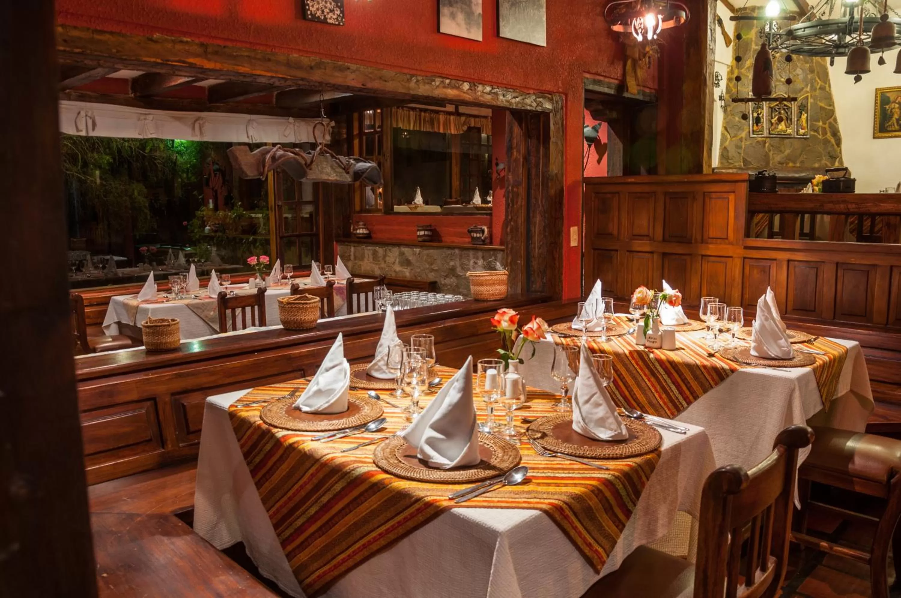 Restaurant/places to eat in Hotel Hacienda Abraspungo