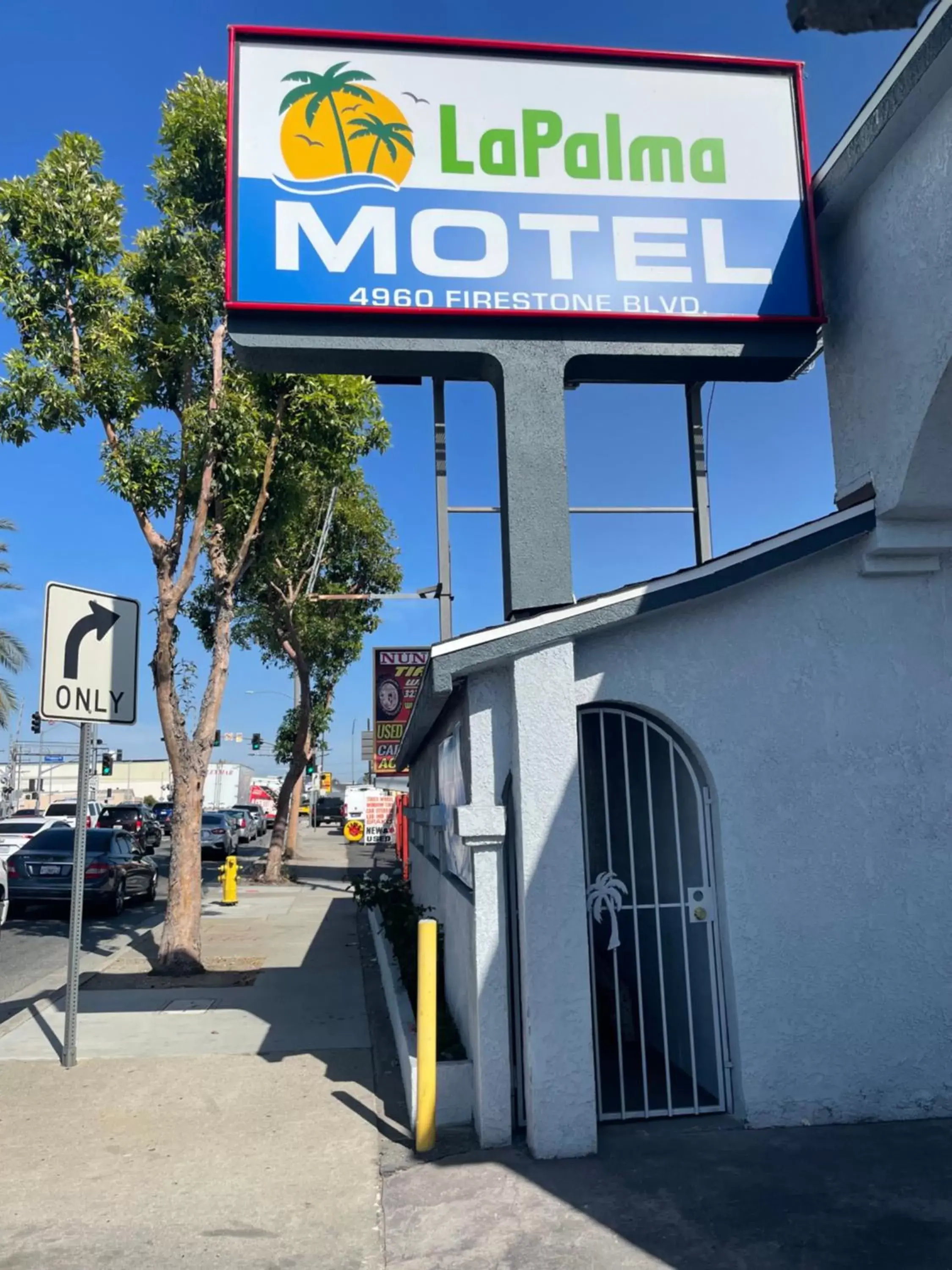 Property logo or sign in La Palma Motel, South Gate - Los Angeles area