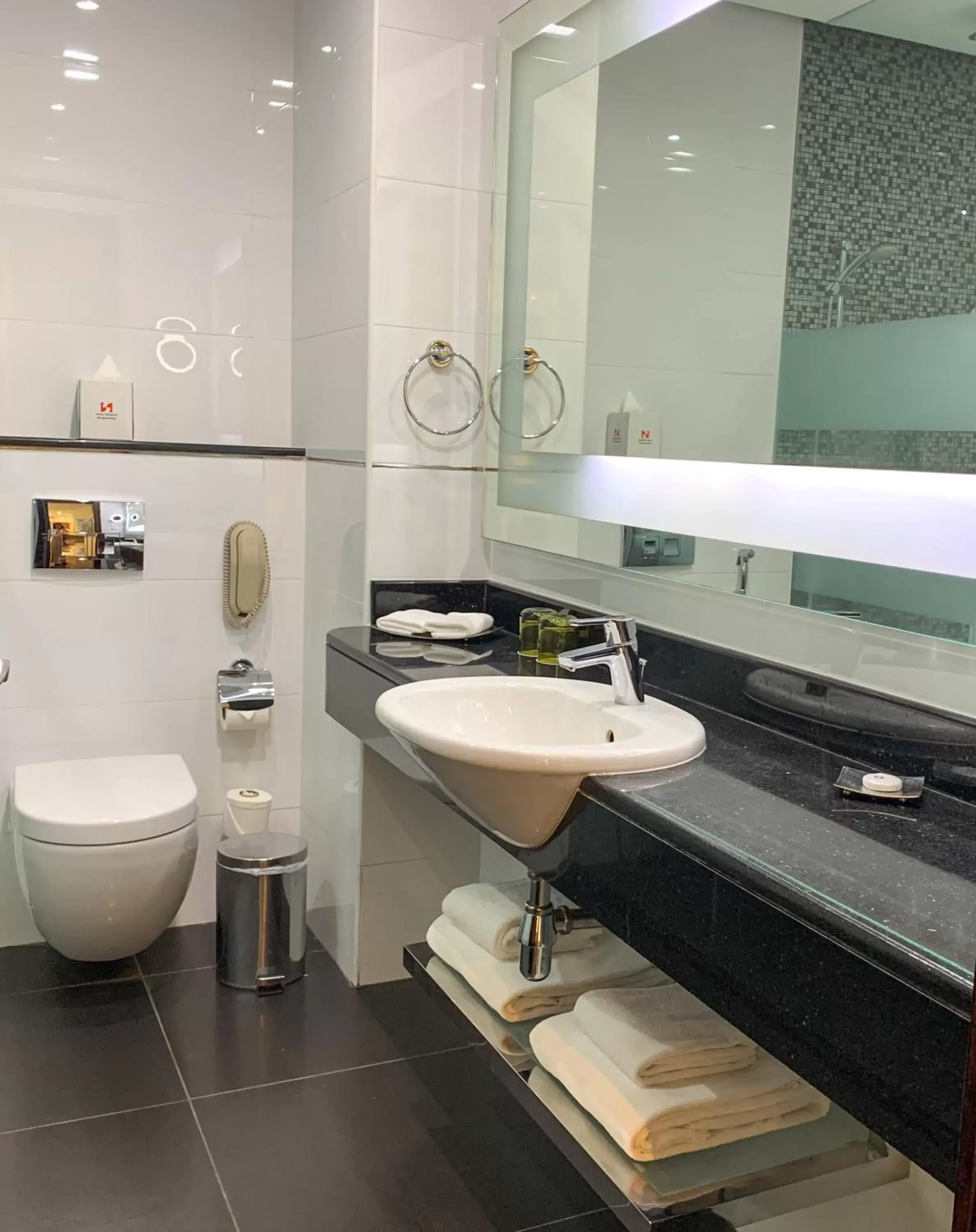 Bathroom in Swiss-Belhotel Seef Bahrain