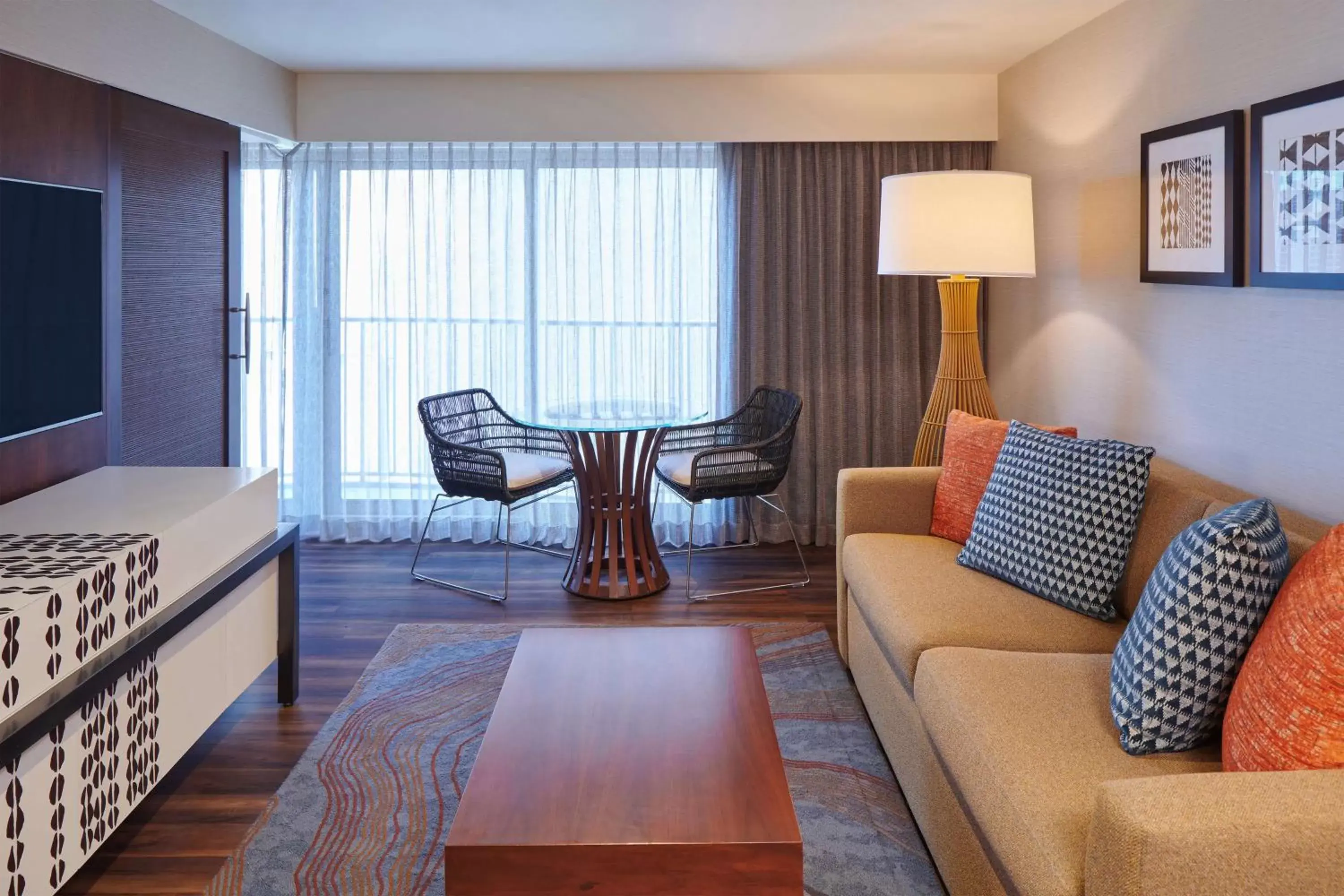 Living room, Seating Area in Hilton Grand Vacations Club Hokulani Waikiki Honolulu