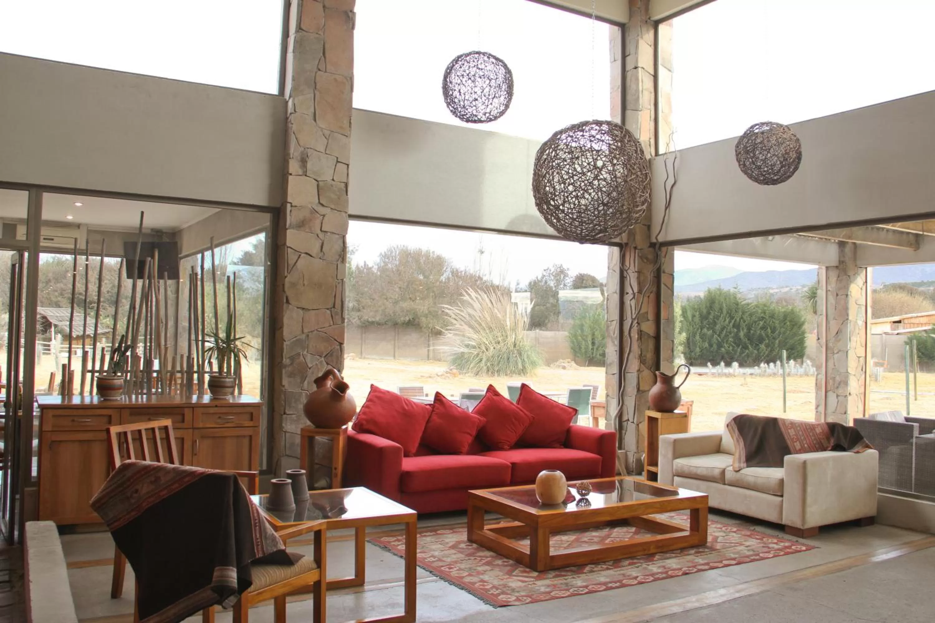 Communal lounge/ TV room in Hotel Limari