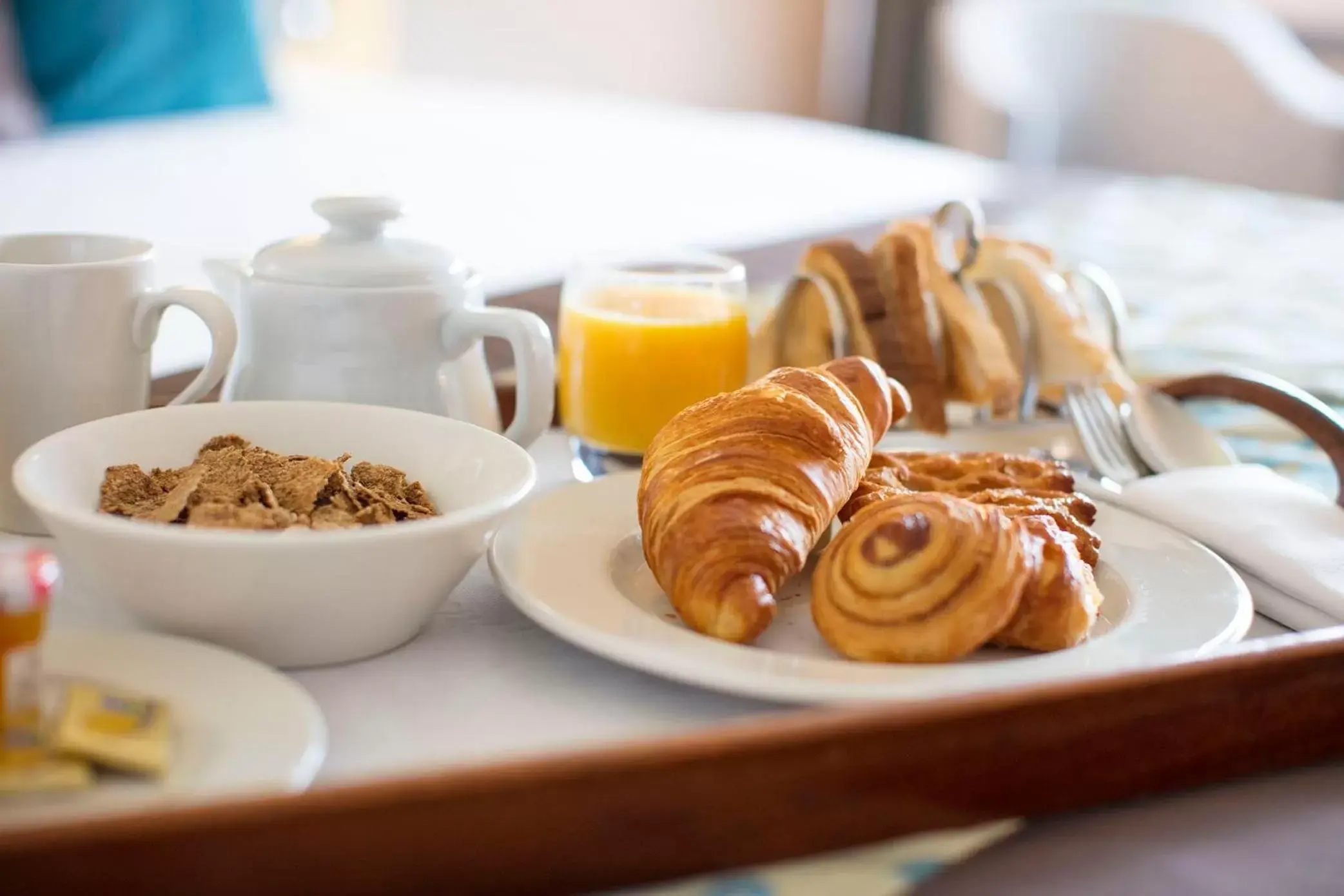 Continental breakfast in The Tower Hotel