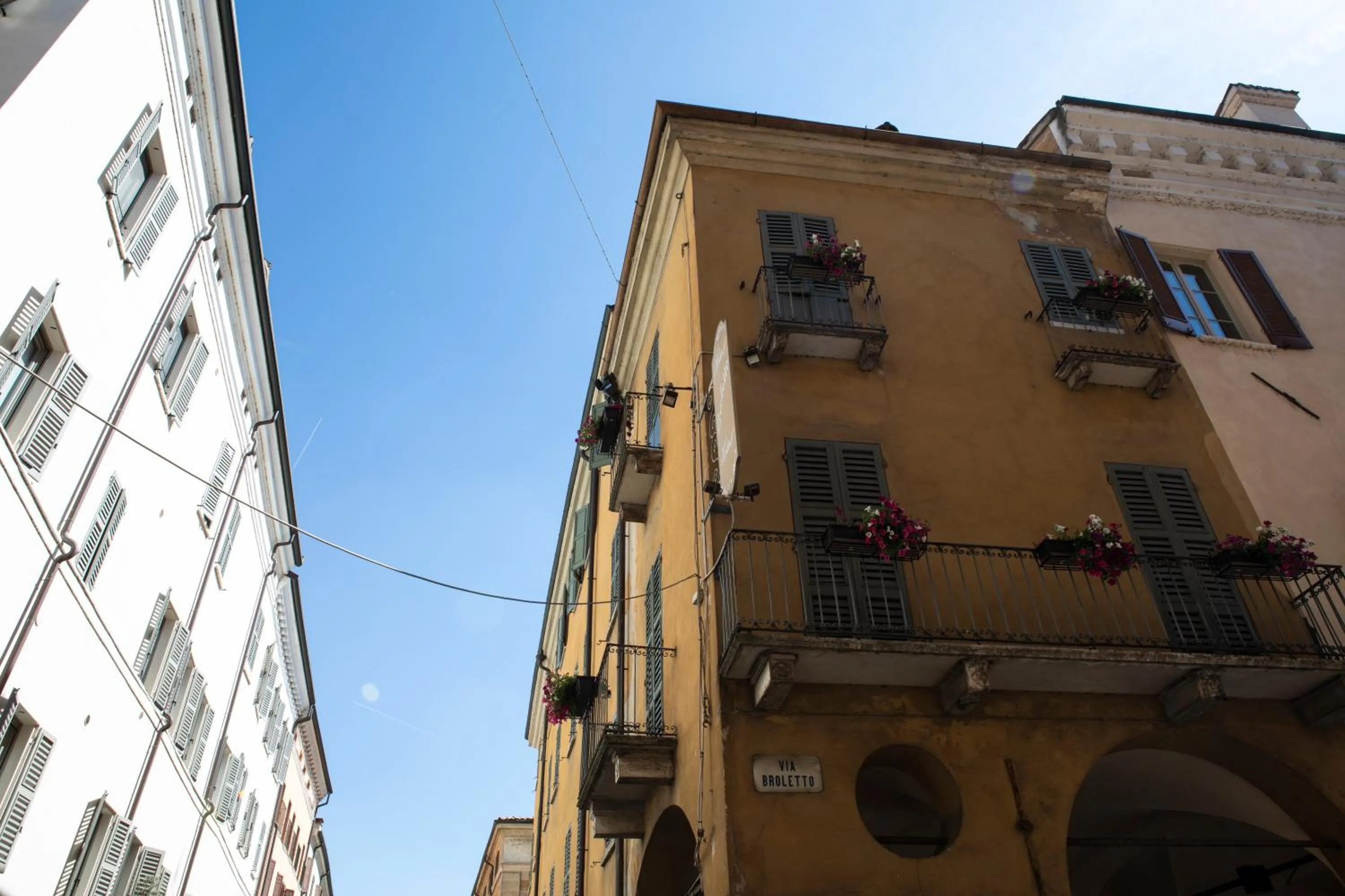 Property building in Hotel Broletto - Centro Storico