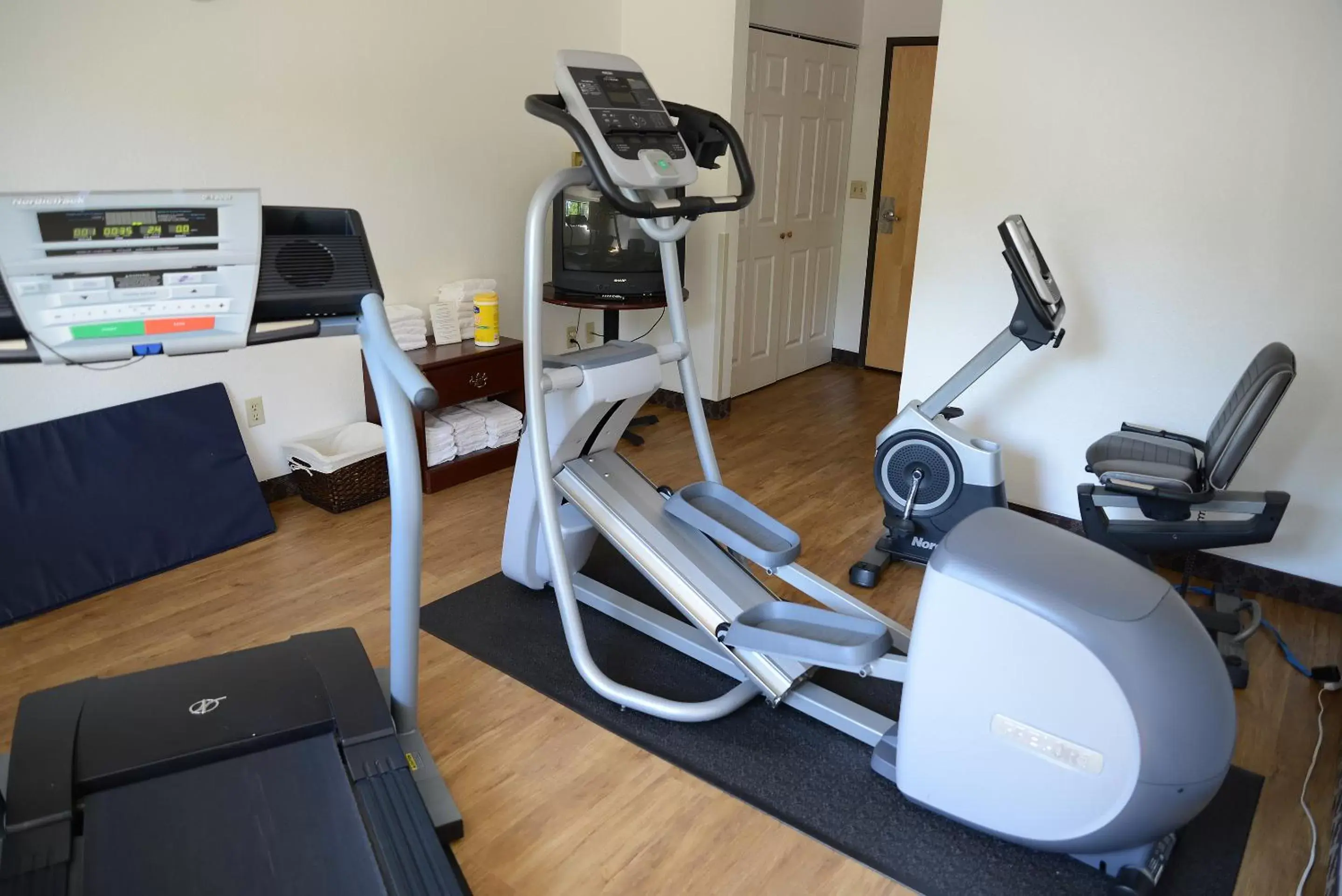 Fitness centre/facilities, Fitness Center/Facilities in Riversage Billings Inn