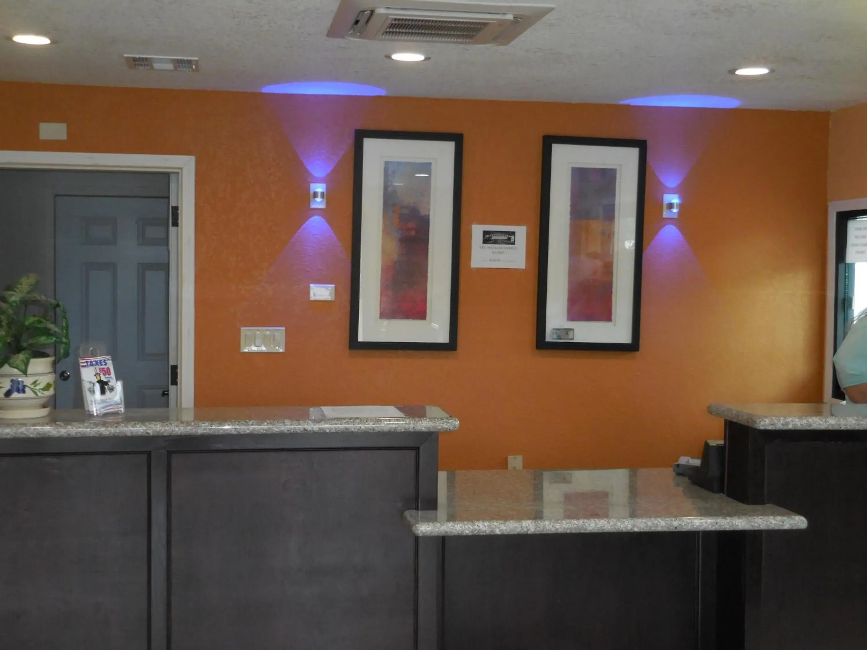 Lobby or reception in Best Economy Inn & Suites Lobby or reception in Best Economy Inn & Suites