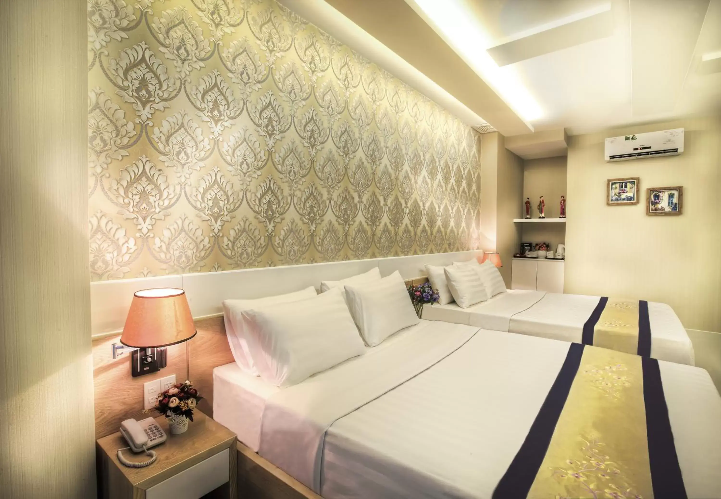 Photo of the whole room, Bed in Vân Anh Luxury Photo of the whole room, Bed in Vân Anh Luxury