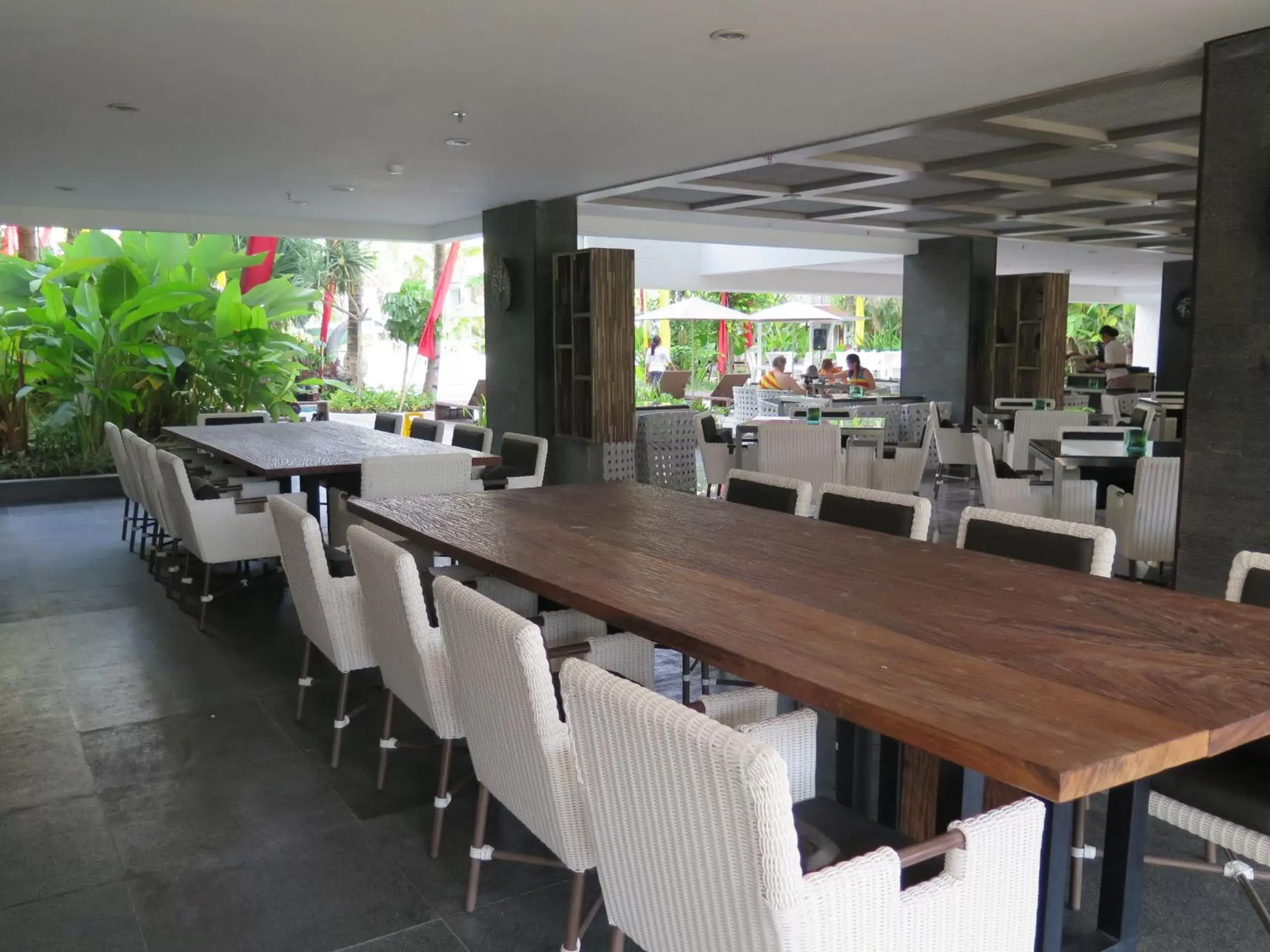 Restaurant/places to eat, Lounge/Bar in Swiss-Belresort Watu Jimbar Restaurant/places to eat, Lounge/Bar in Swiss-Belresort Watu Jimbar