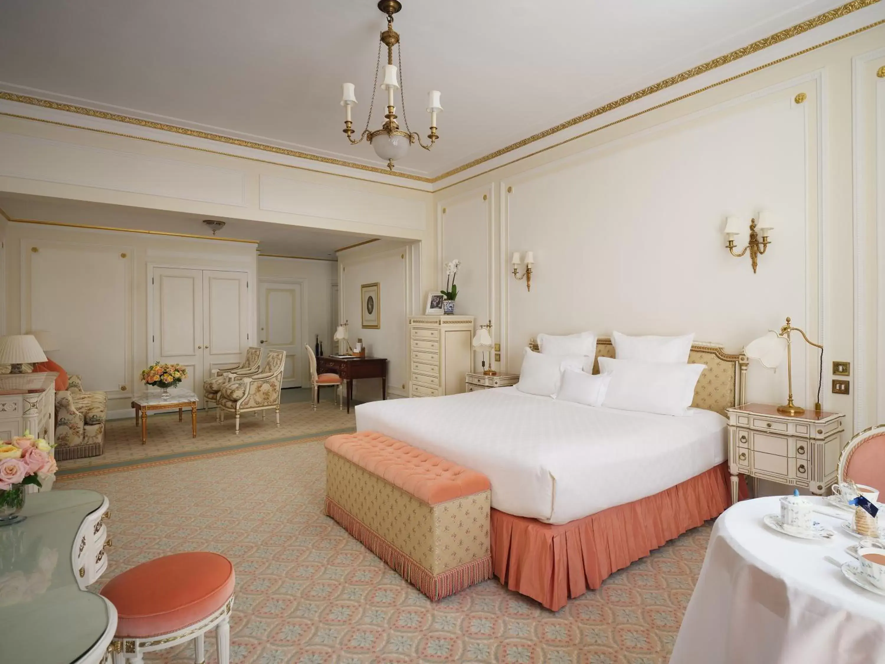 Photo of the whole room, Bed in The Ritz London