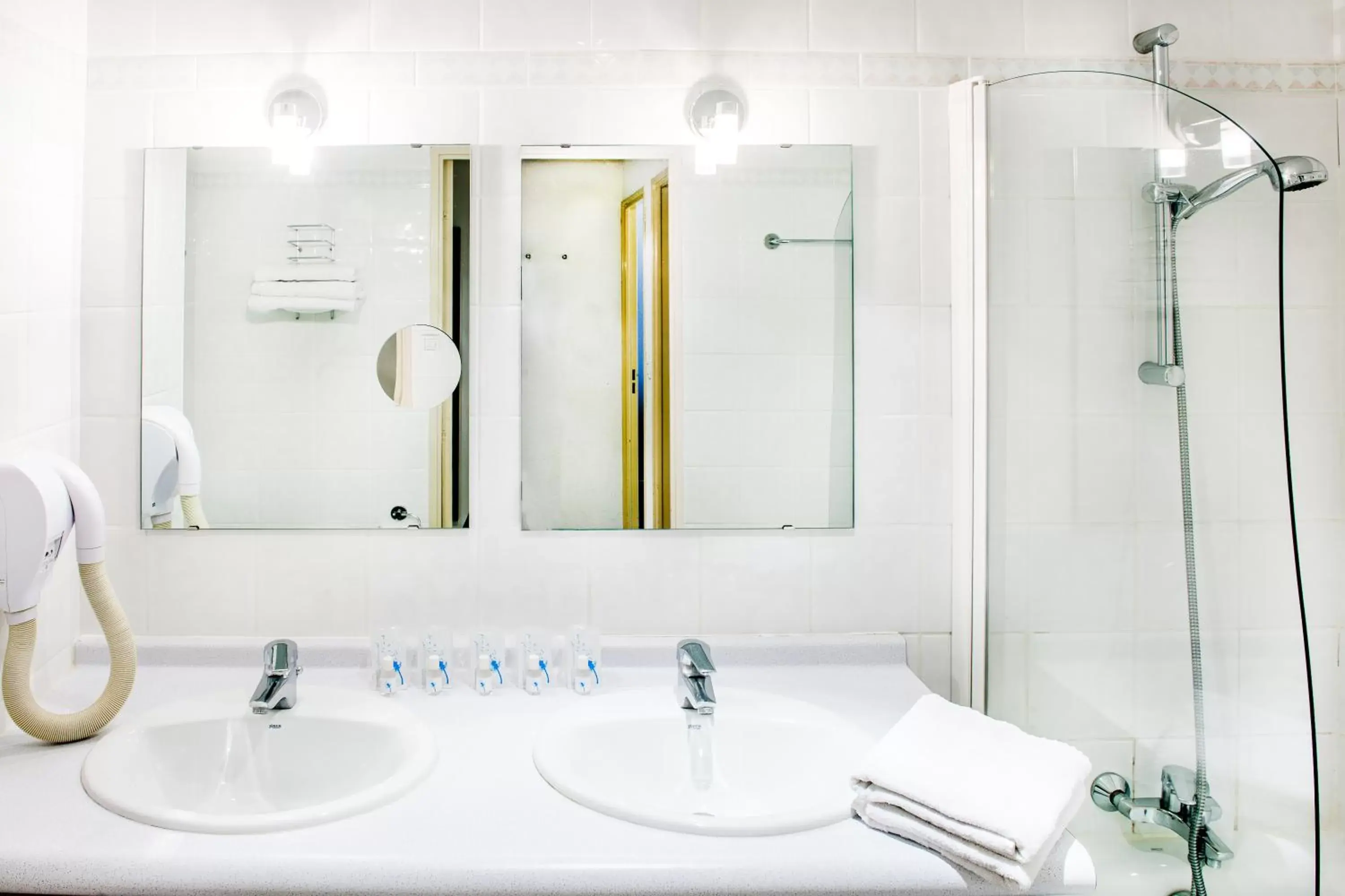 Bathroom in Appart'hôtel Saint Jean