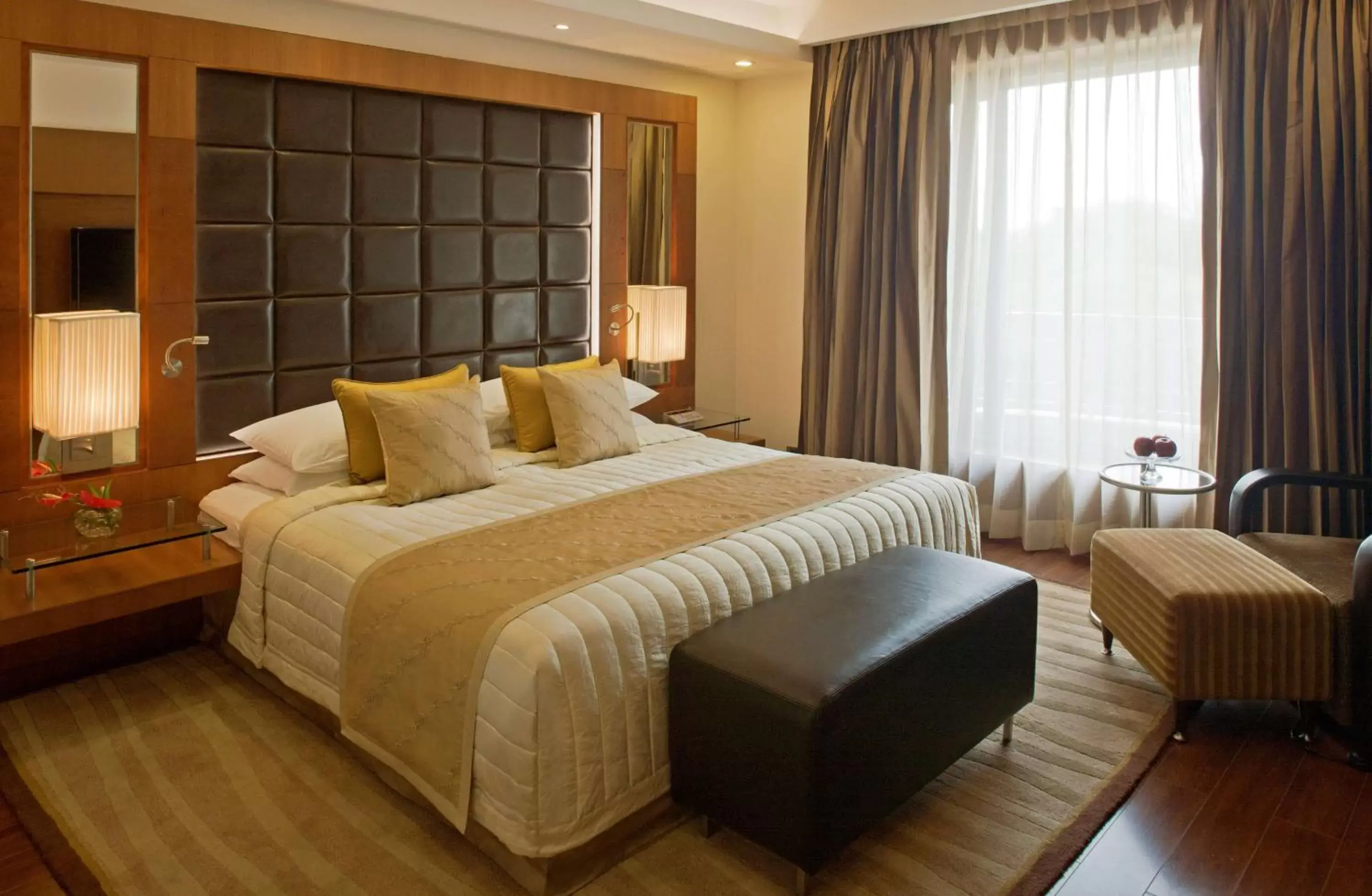 Photo of the whole room, Bed in Radisson Blu Plaza Delhi Airport