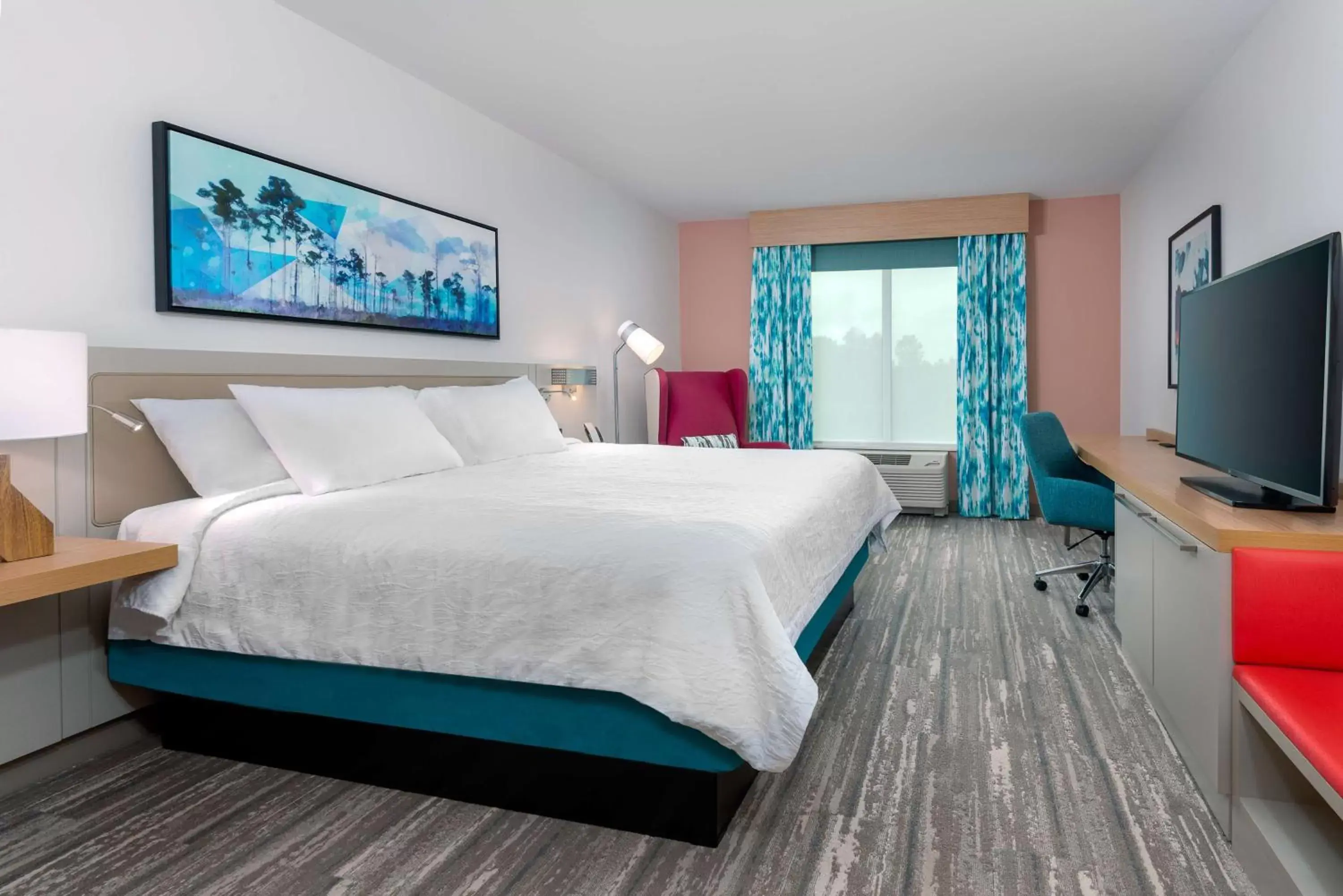 Bedroom in Hilton Garden Inn Panama City Airport, Fl
