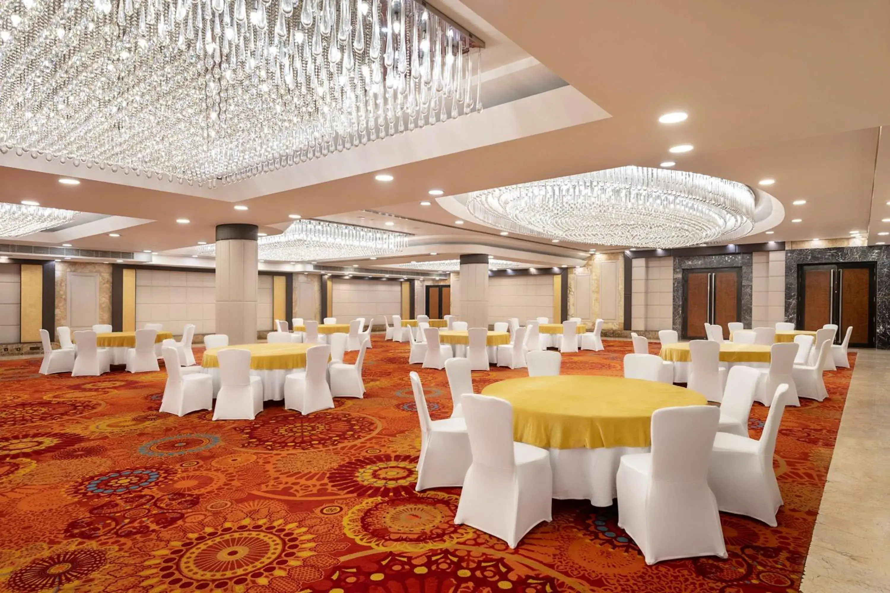 Banquet/Function facilities, Banquet Facilities in Radisson Blu Kaushambi Delhi NCR