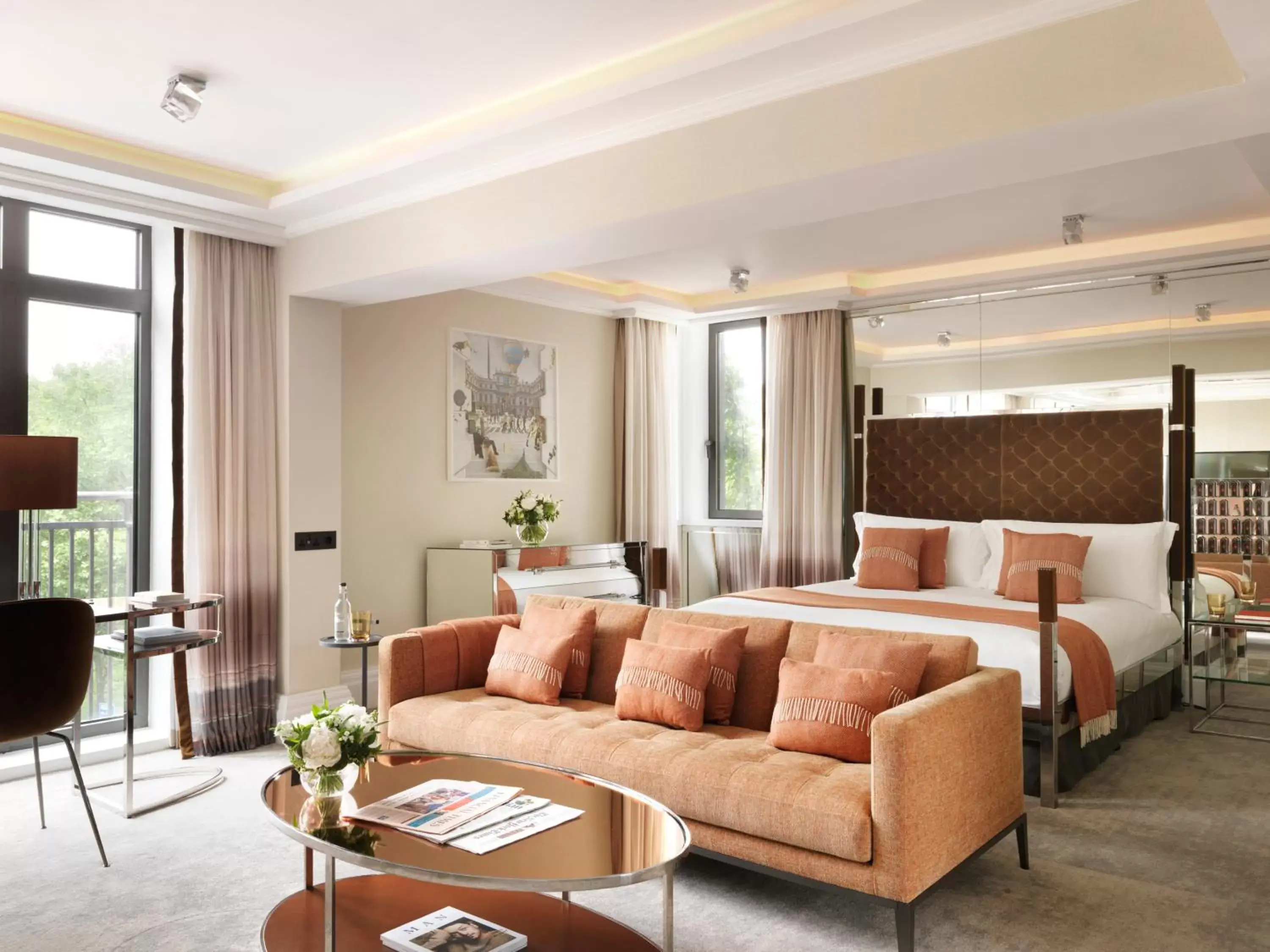 Green Park Suite in The Athenaeum Hotel & Residences