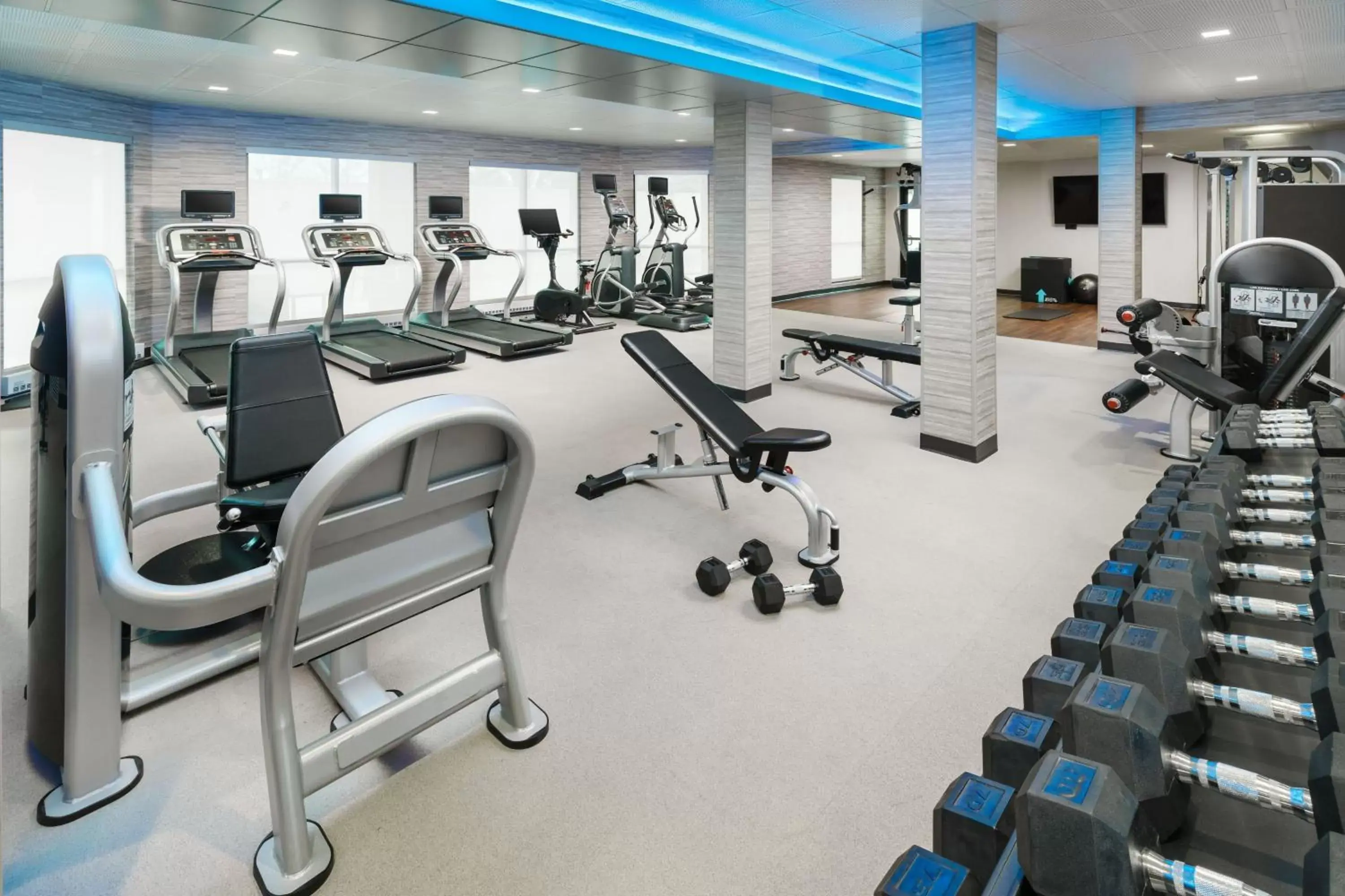 Fitness centre/facilities, Fitness Center/Facilities in Courtyard Chicago Bloomingdale