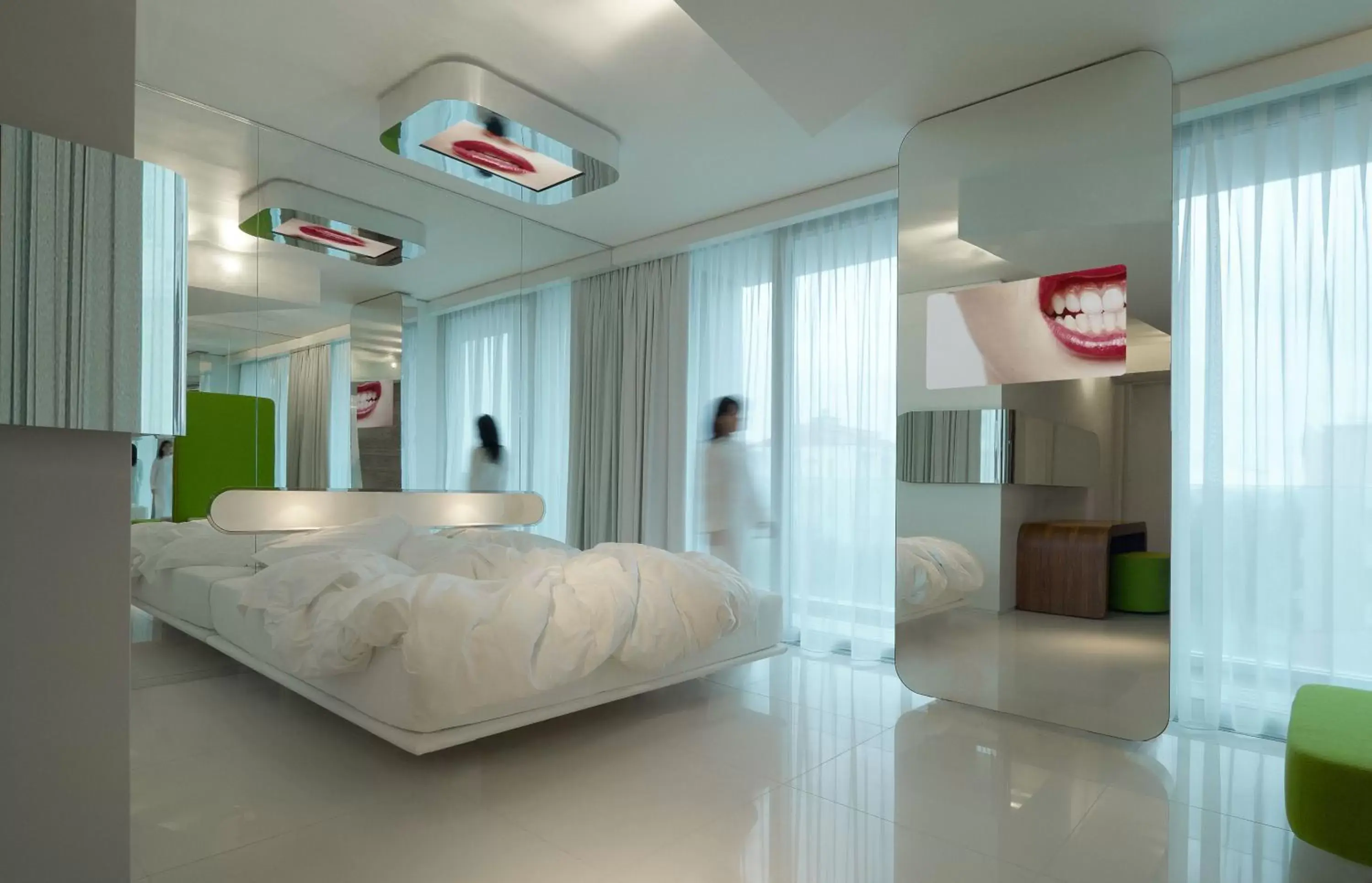 Bedroom, Bed in i-Suite Hotel