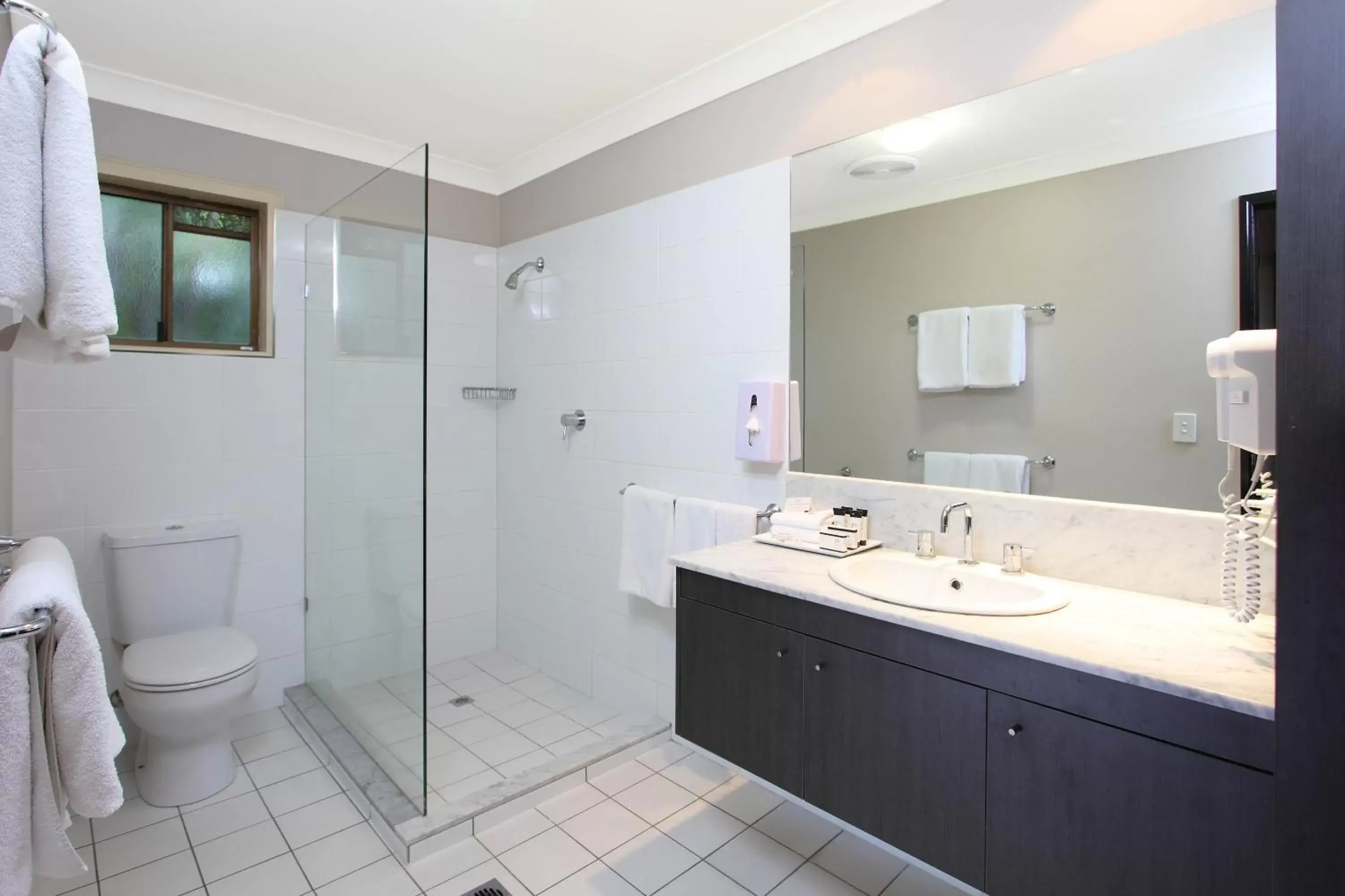 Bathroom in Brisbane International Virginia