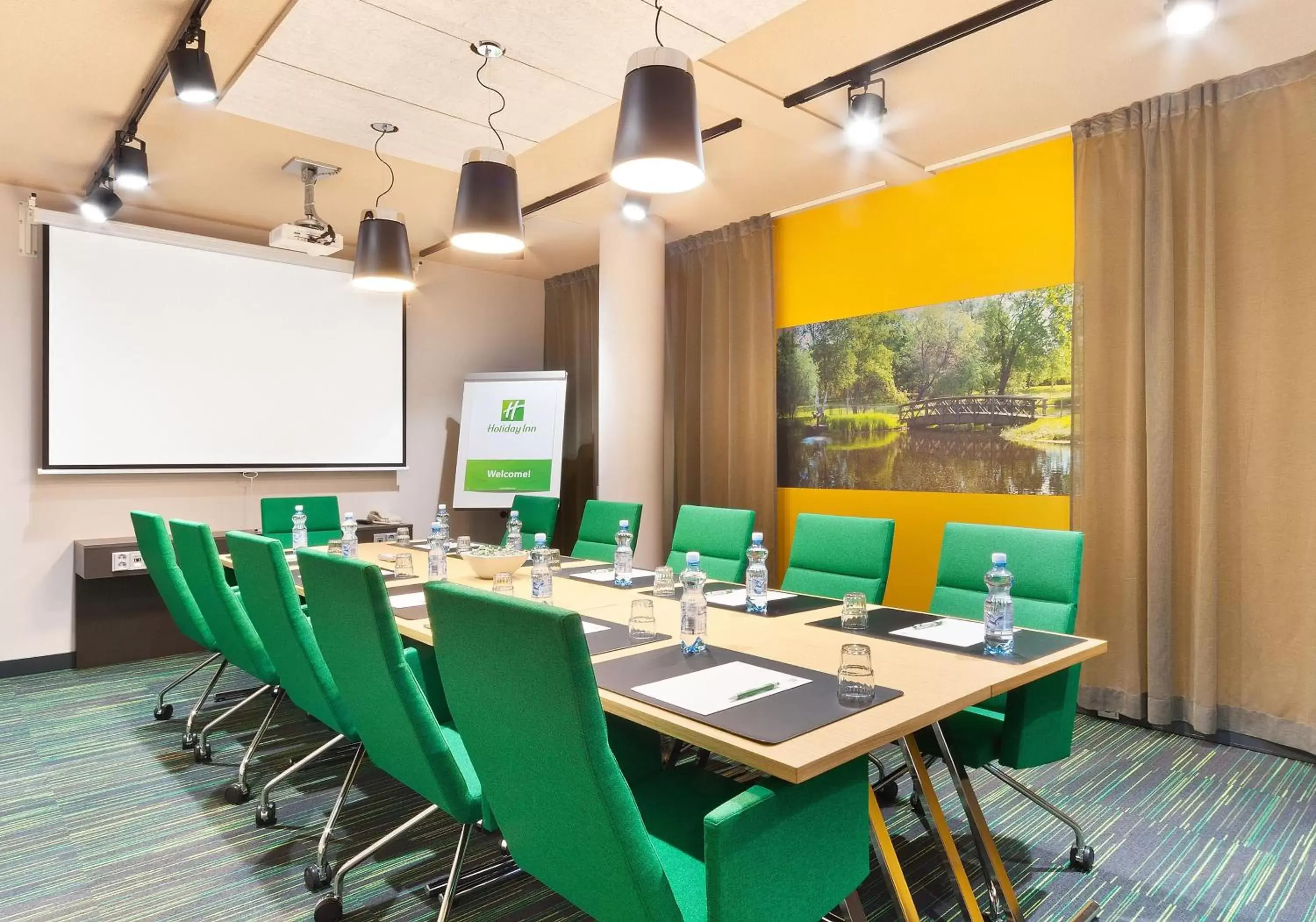 Meeting/conference room in Holiday Inn Tampere - Central Station, an IHG Hotel