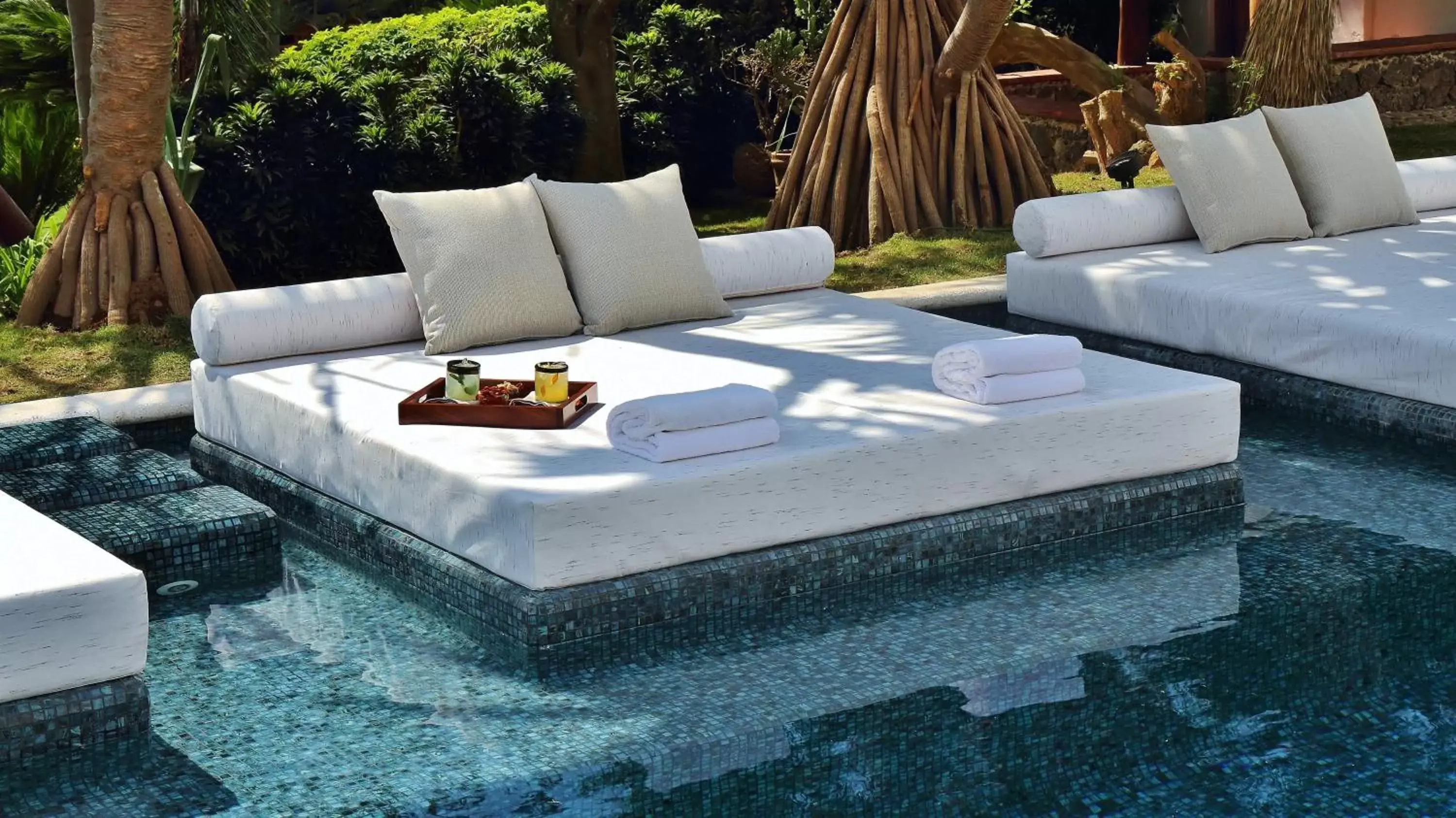 Swimming pool in Amomoxtli Swimming pool in Amomoxtli