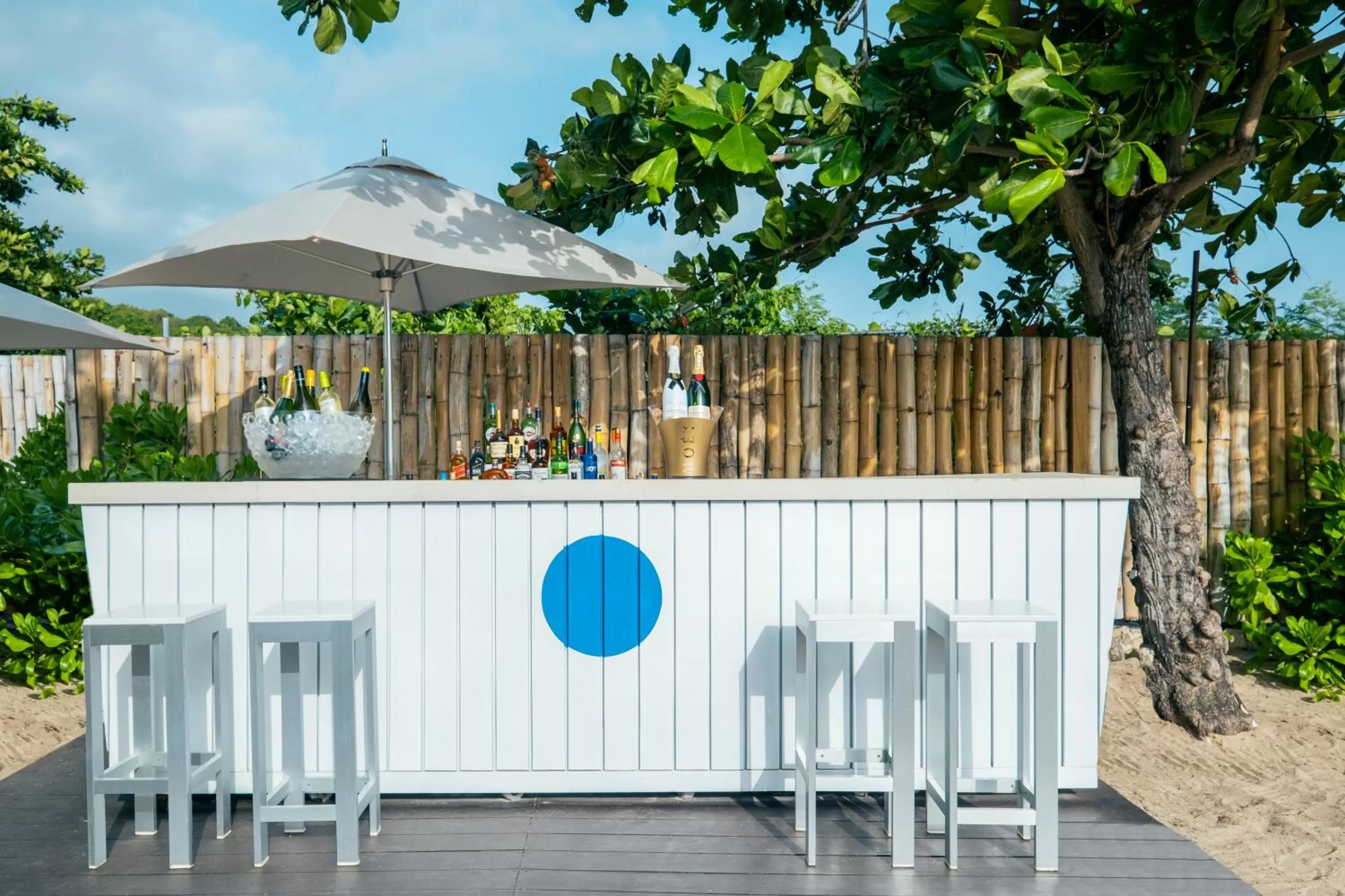 Lounge or bar in Iberostar Grand Rose Hall