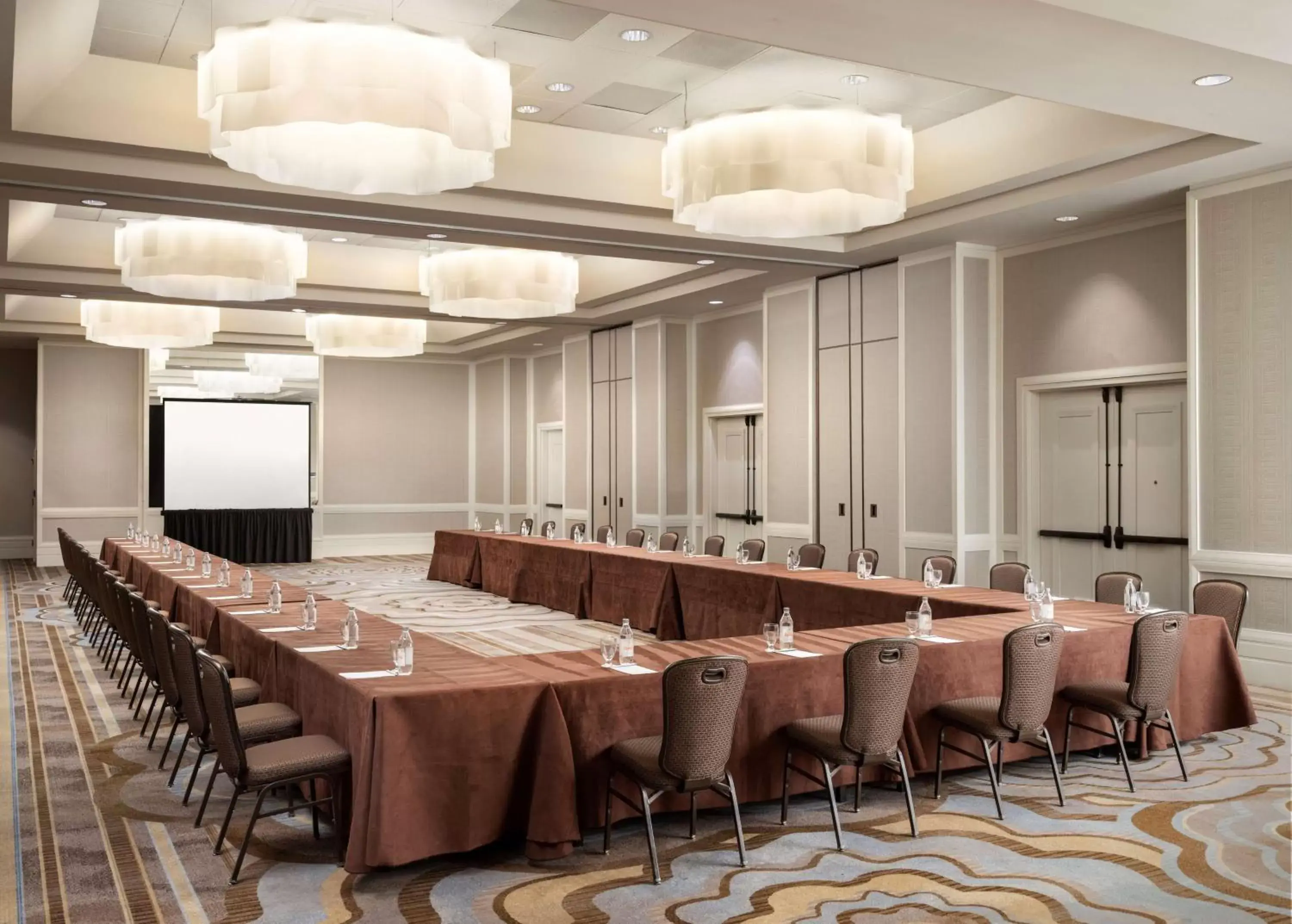 Meeting/conference room in Sonesta Redondo Beach and Marina